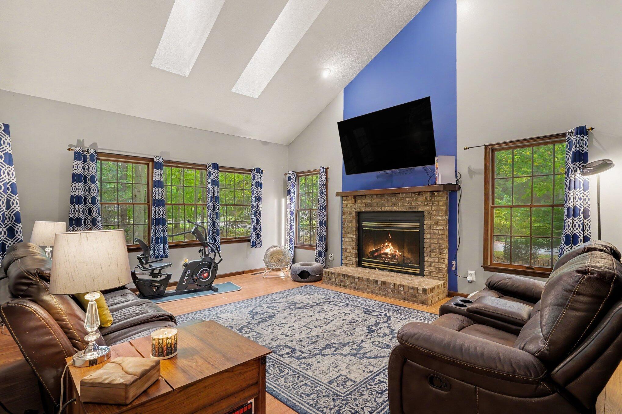 945 W Wellington Court Muskegon MI 49441