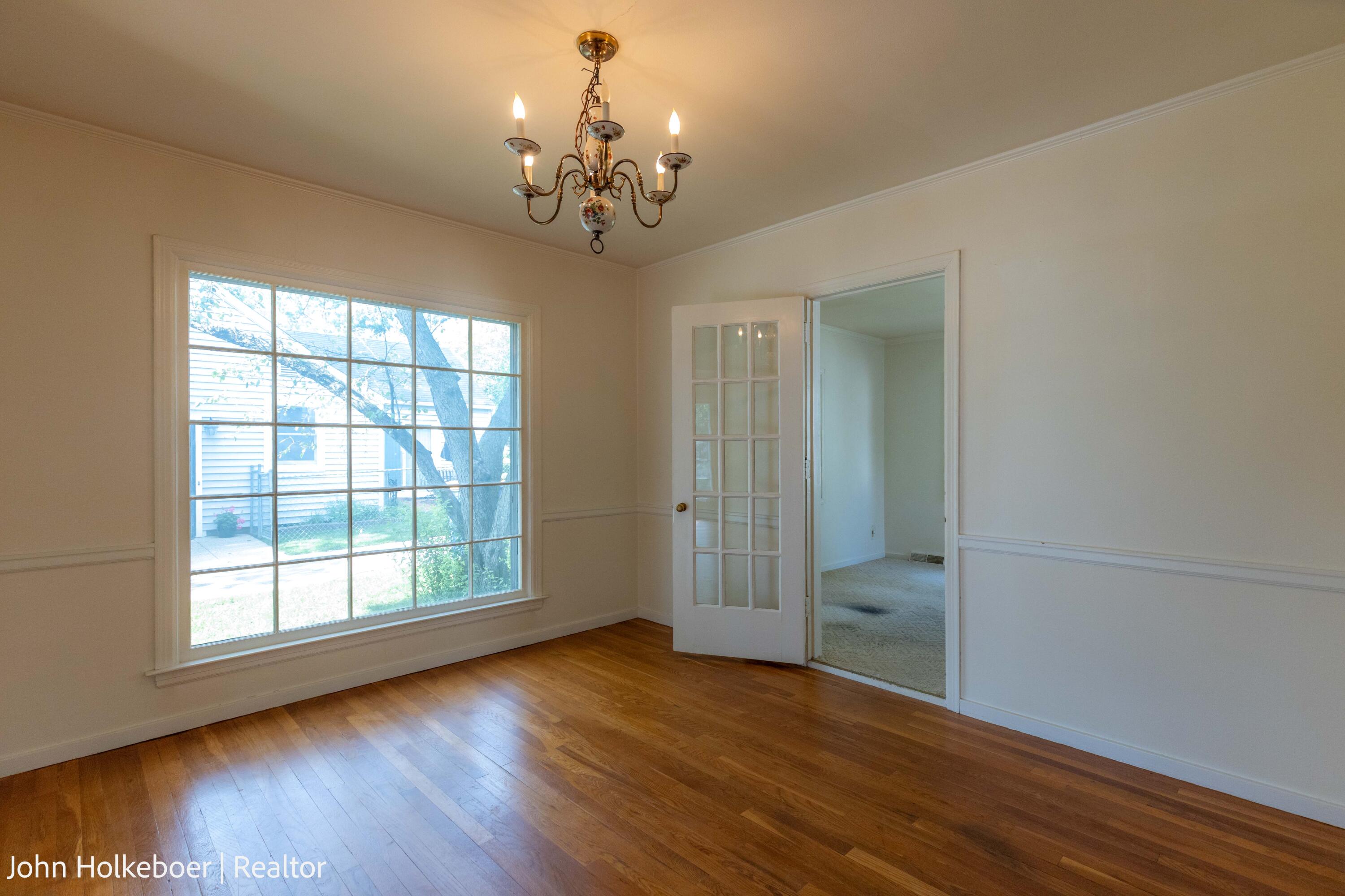 1126 Kenesaw Drive SE East Grand Rapids MI 49506