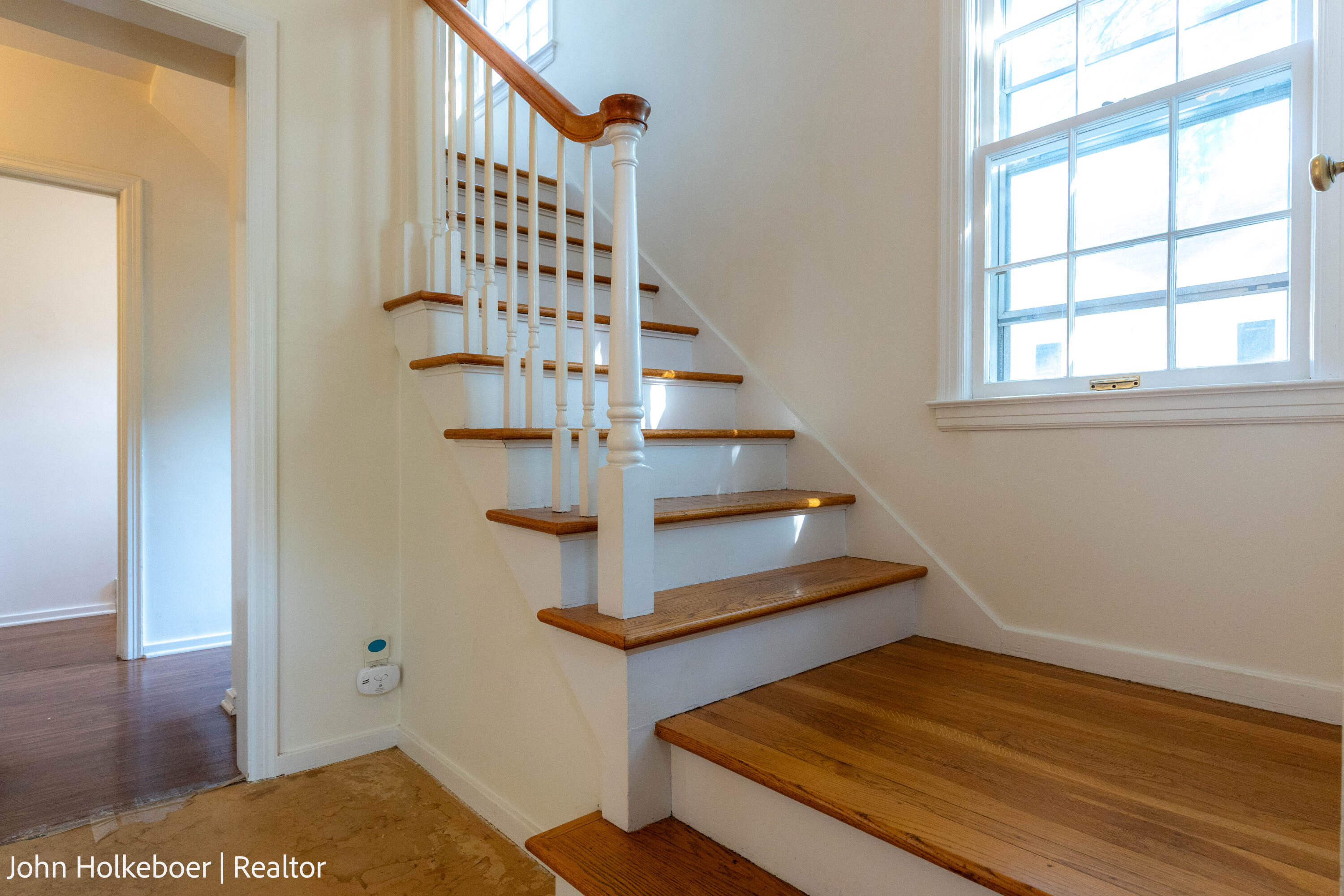 1126 Kenesaw Drive SE East Grand Rapids MI 49506