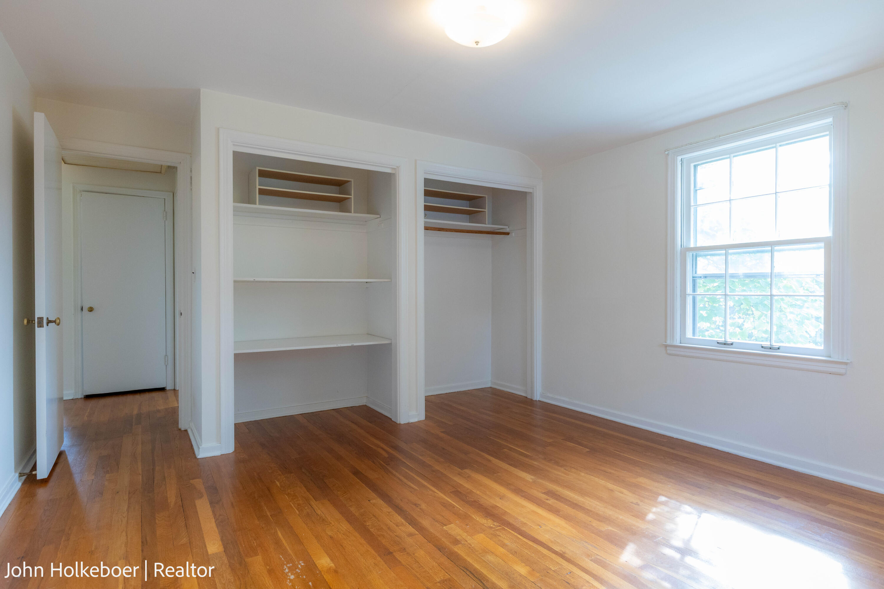 1126 Kenesaw Drive SE East Grand Rapids MI 49506