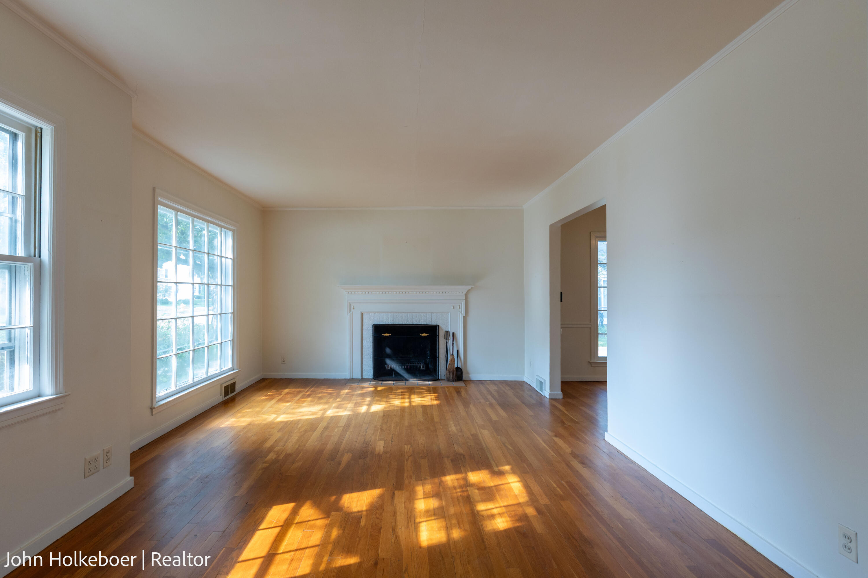 1126 Kenesaw Drive SE East Grand Rapids MI 49506