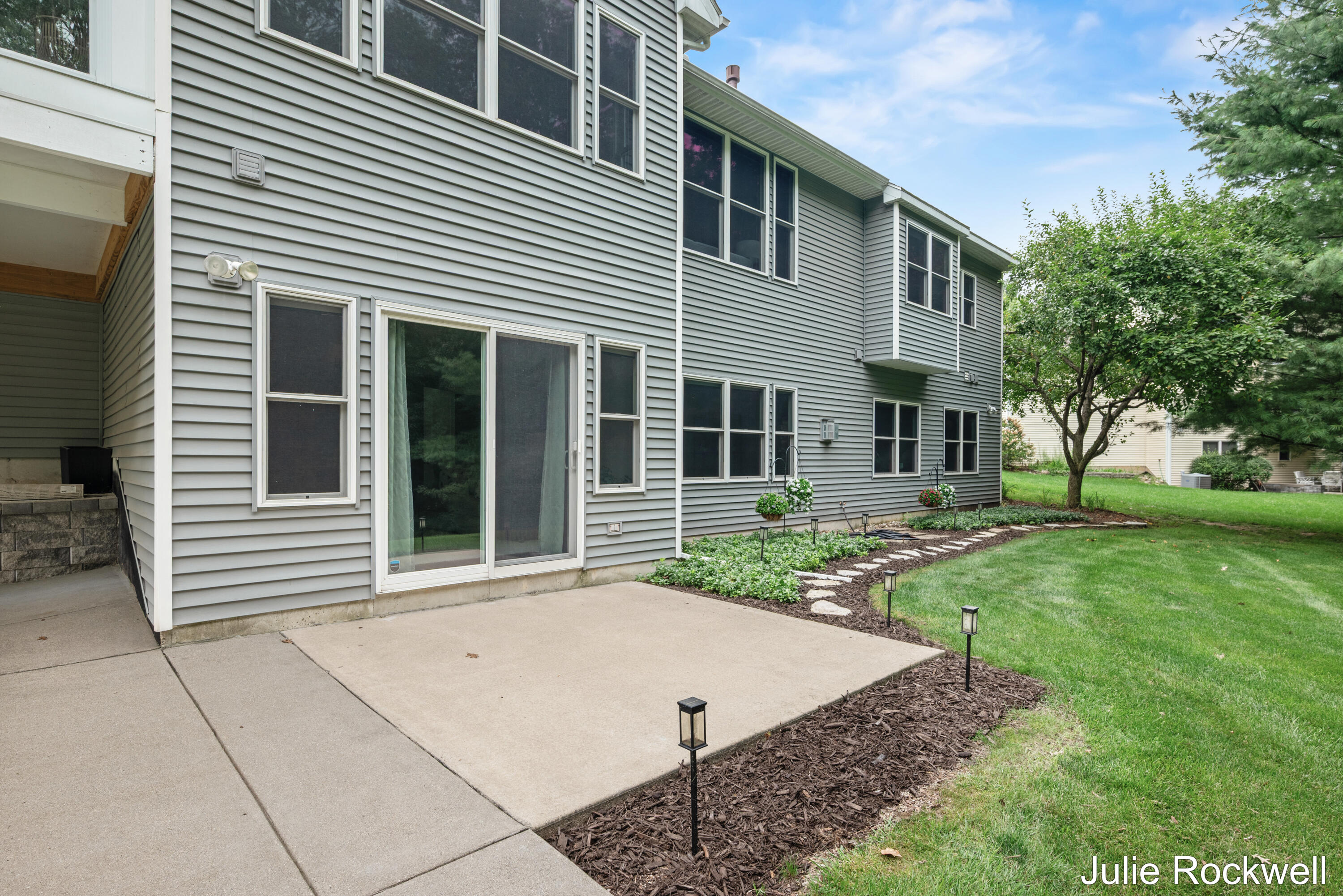 4730 Sundial Drive NE Grand Rapids MI 49525