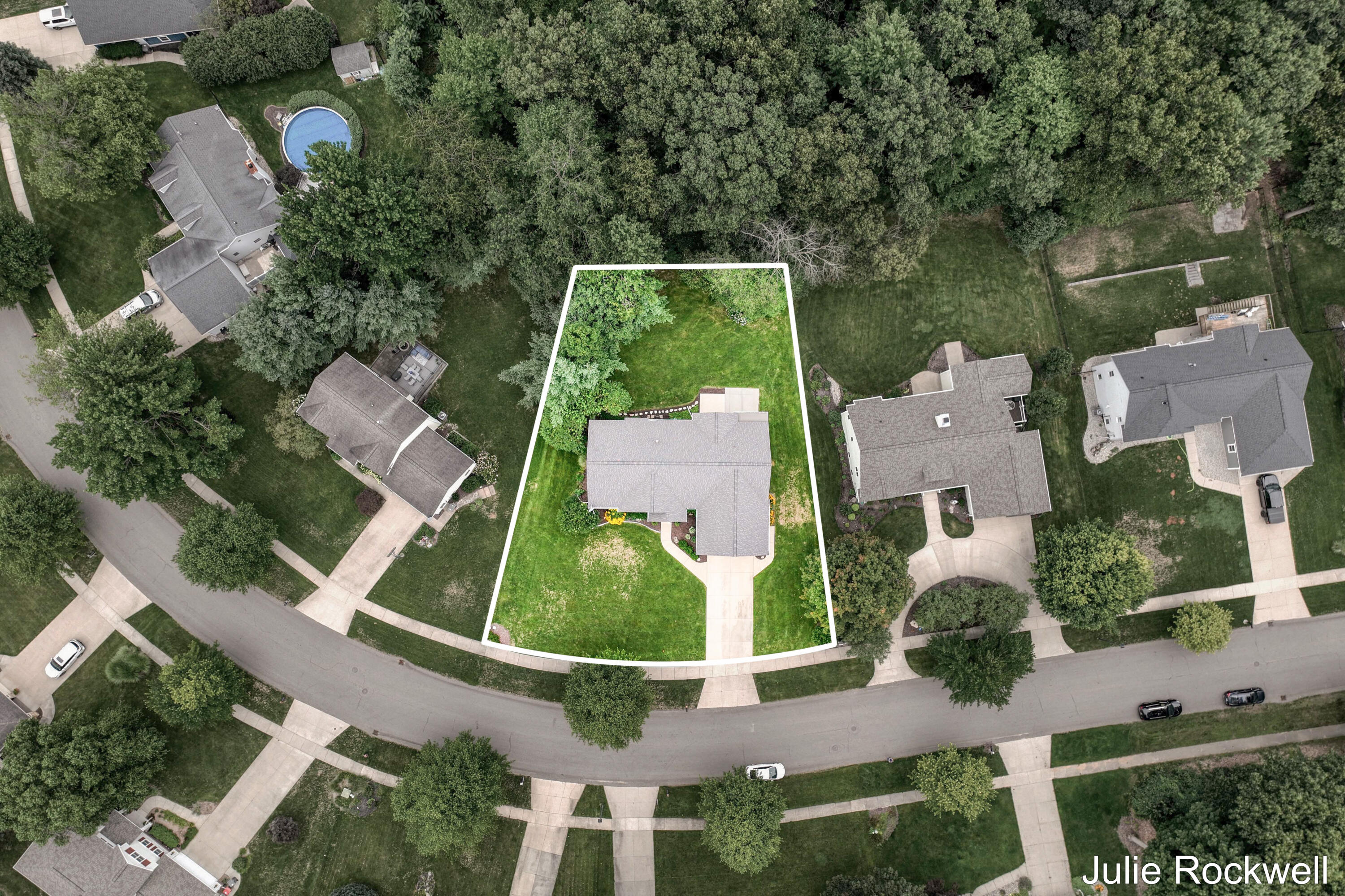 4730 Sundial Drive NE Grand Rapids MI 49525