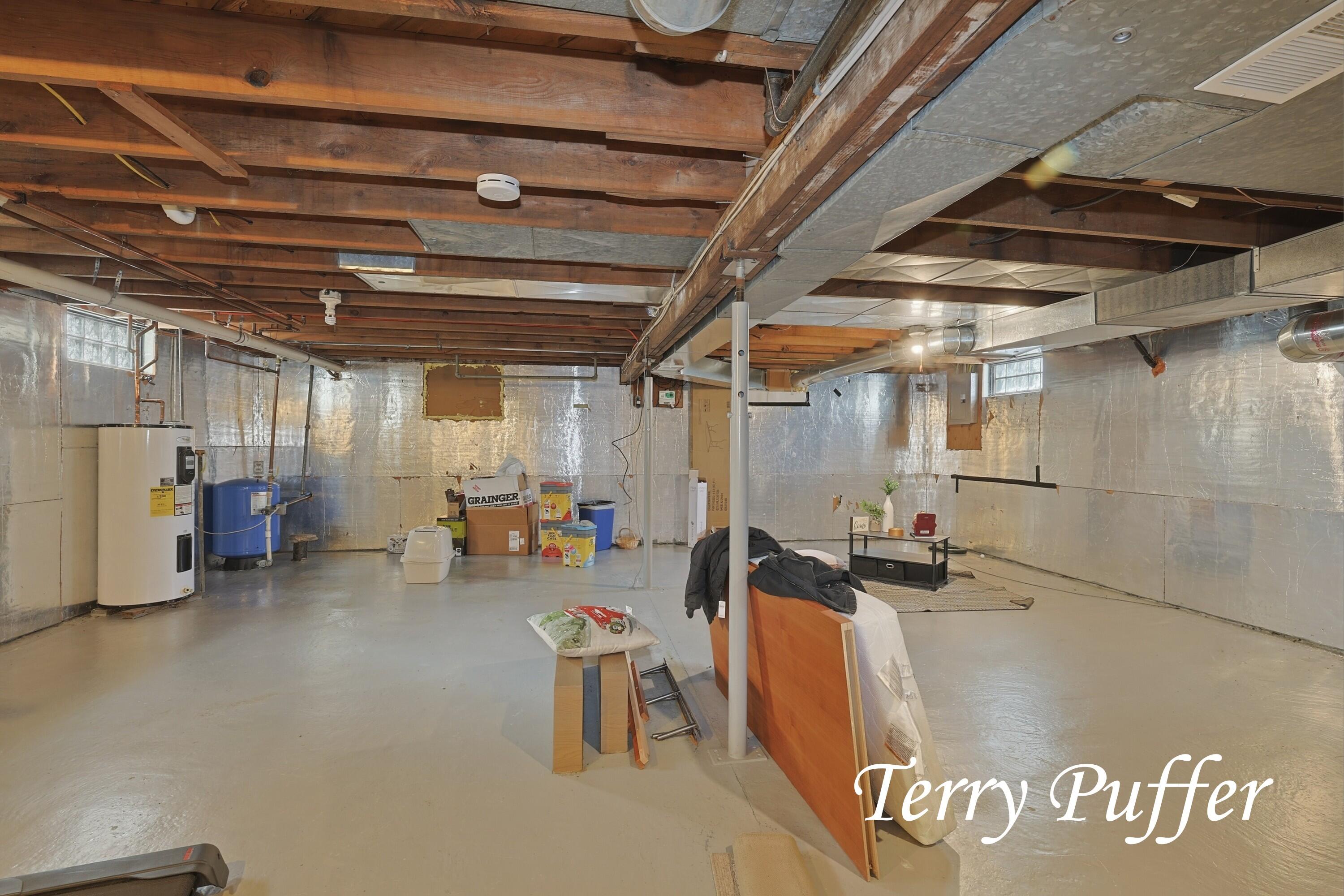 1559 Glenwood Avenue Muskegon MI 49445