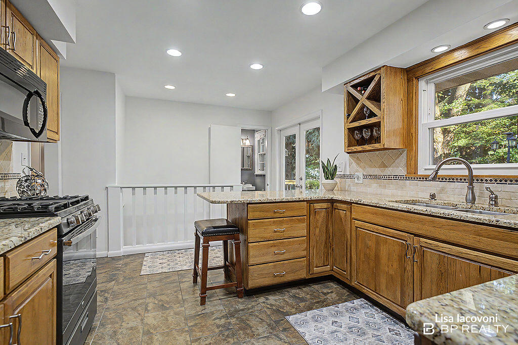2211 Clover Drive NW Grand Rapids MI 49504