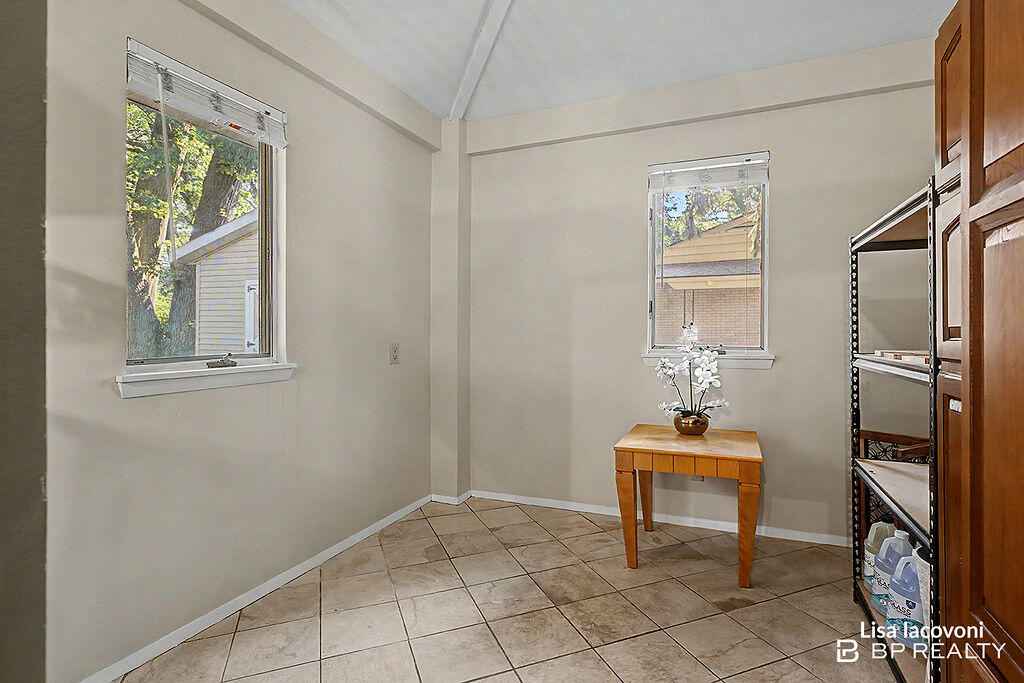 2211 Clover Drive NW Grand Rapids MI 49504
