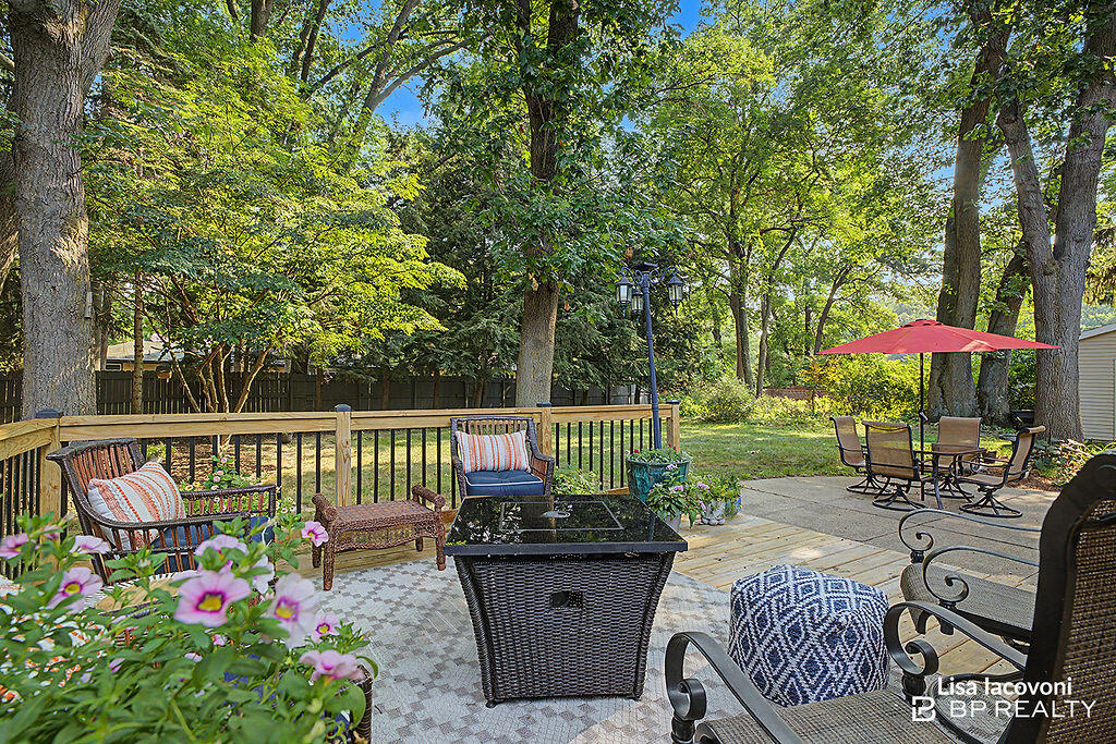 2211 Clover Drive NW Grand Rapids MI 49504
