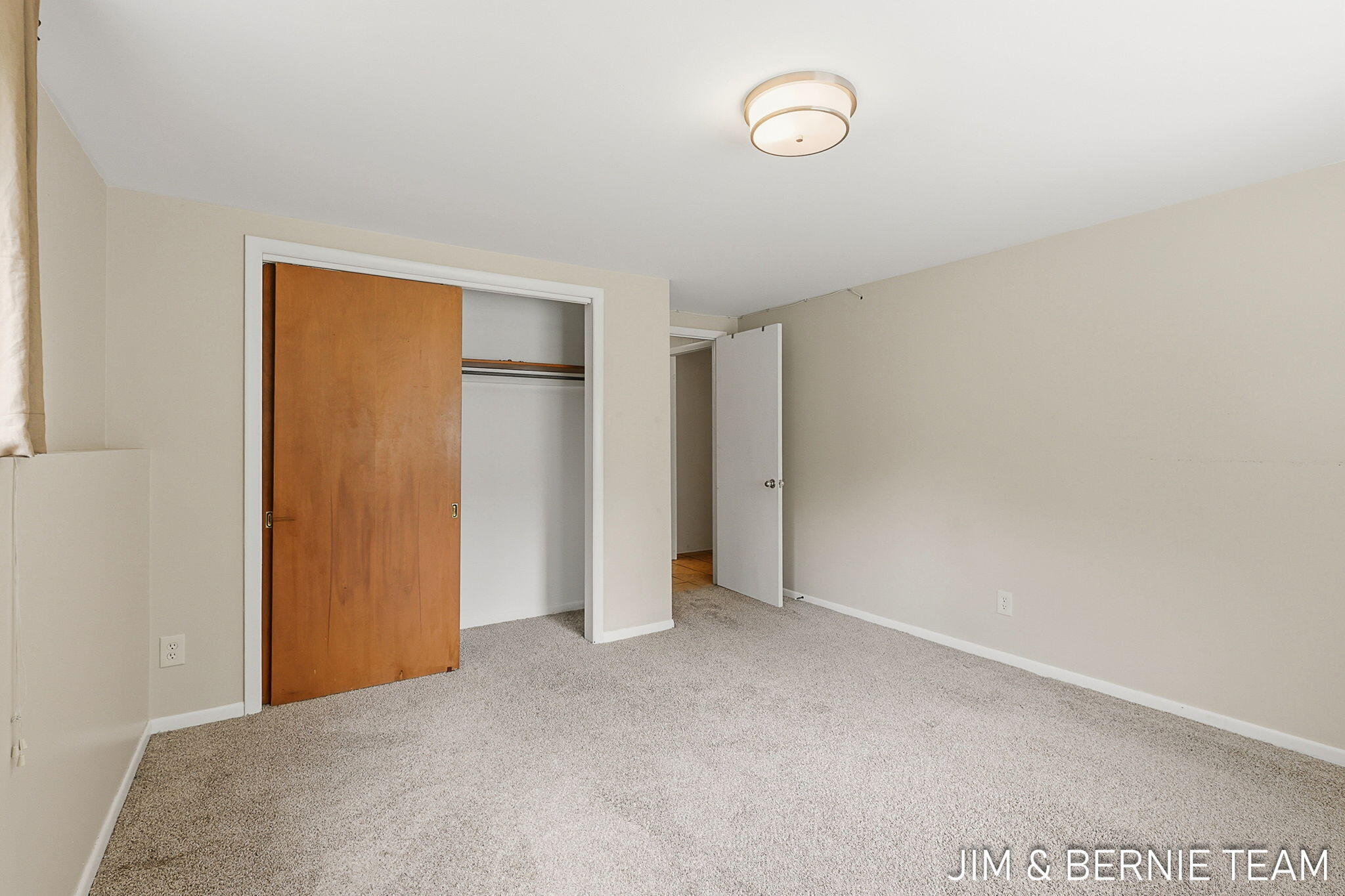 2238 Edgewood Avenue SE Grand Rapids MI 49546