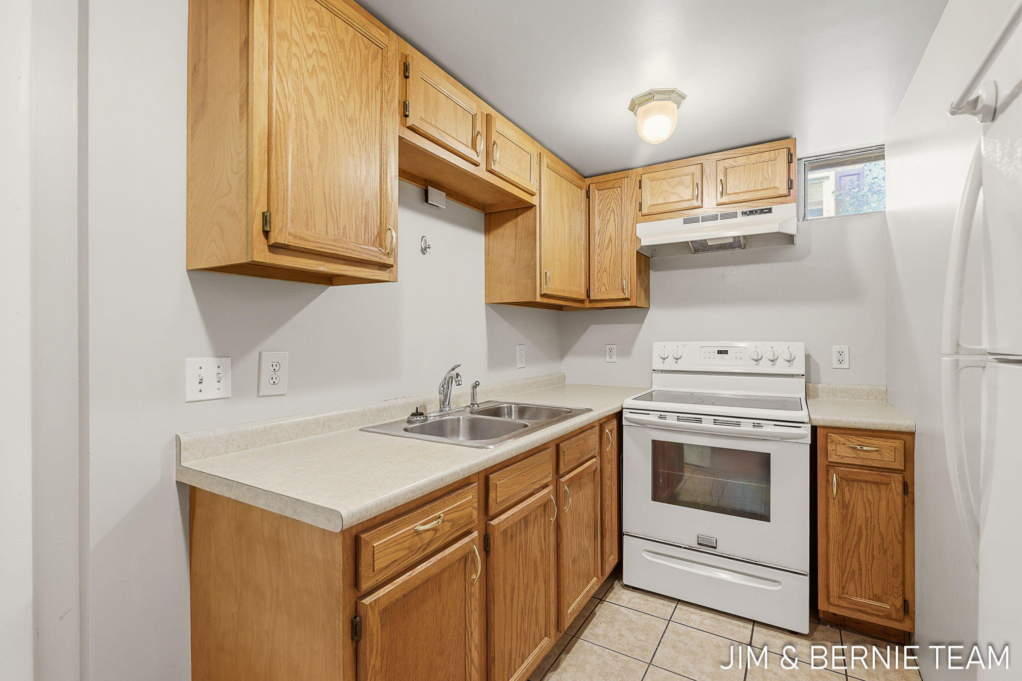 2238 Edgewood Avenue SE Grand Rapids MI 49546