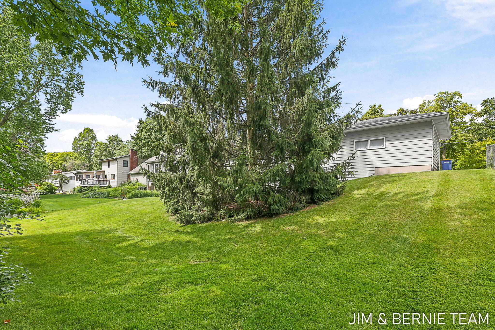 2238 Edgewood Avenue SE Grand Rapids MI 49546