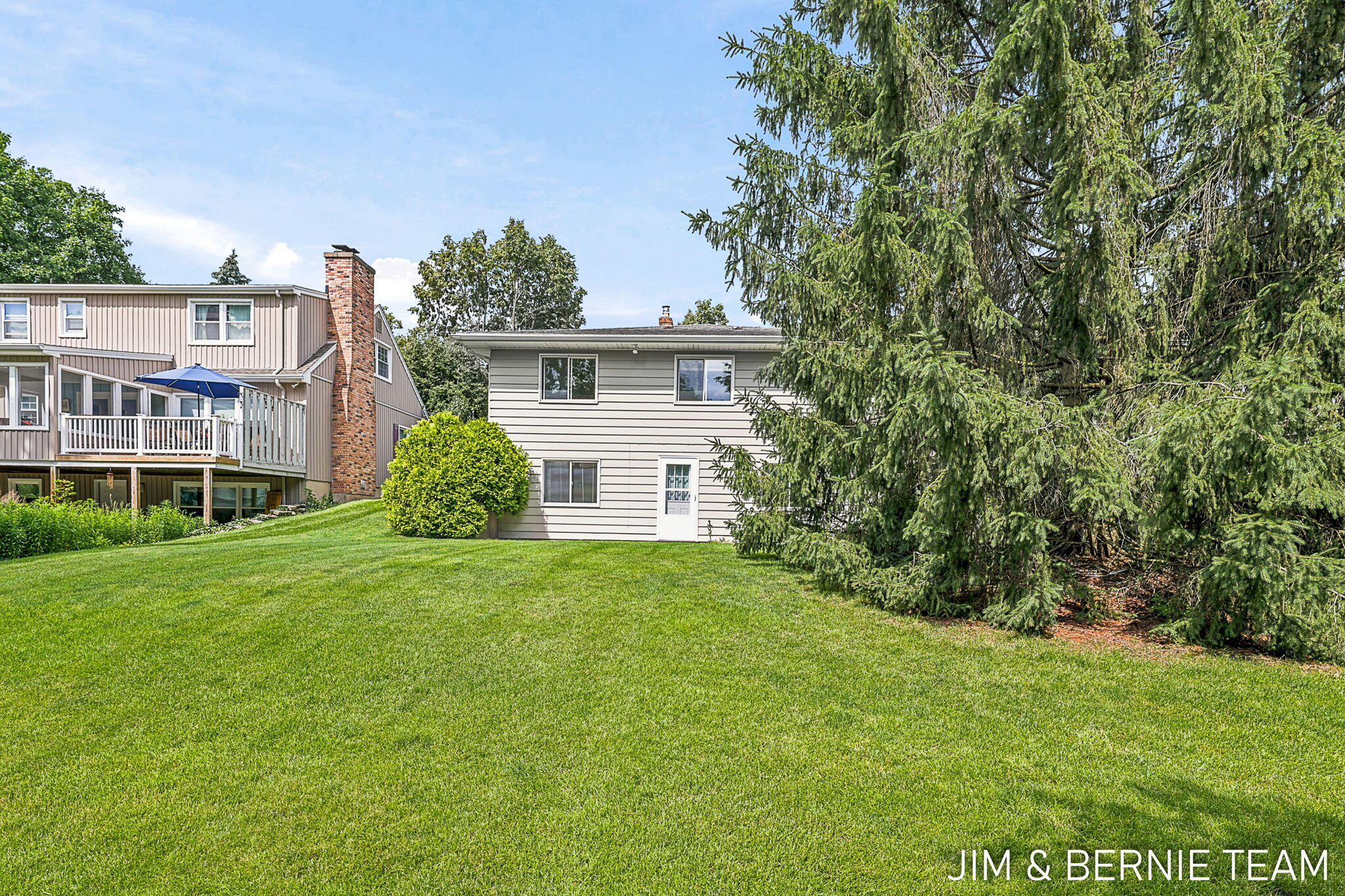 2238 Edgewood Avenue SE Grand Rapids MI 49546