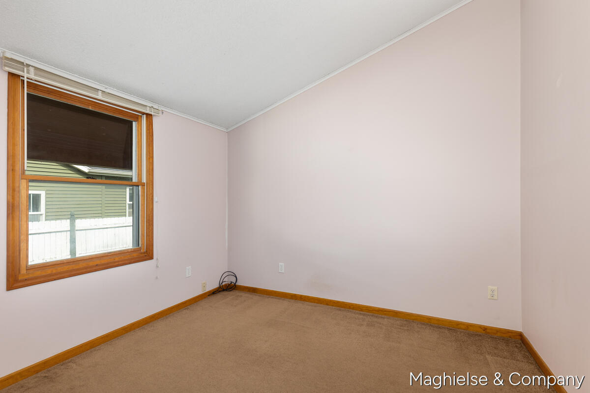 9048 Loveless Drive NE Rockford MI 49341