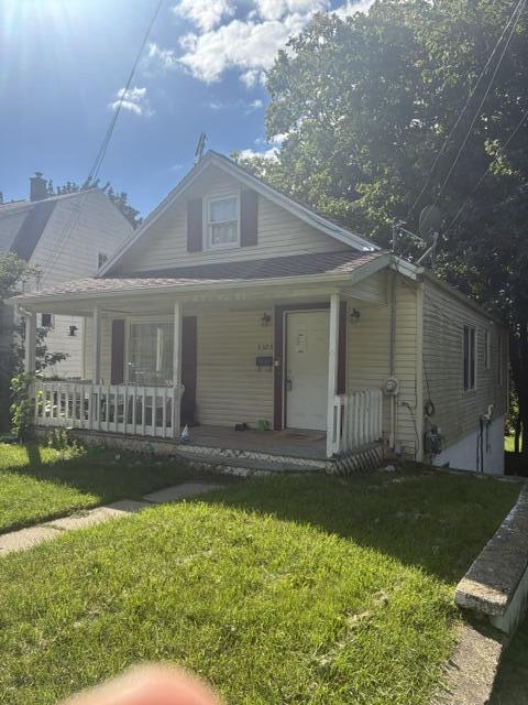 3325 Paris Avenue NE Grand Rapids MI 49525