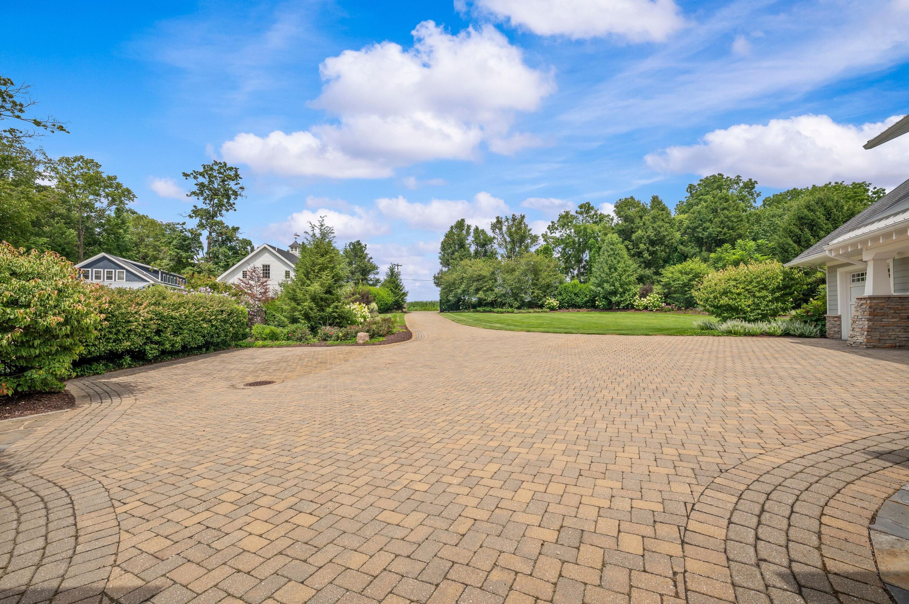 61320 Crooked Creek Road Cassopolis MI 49031
