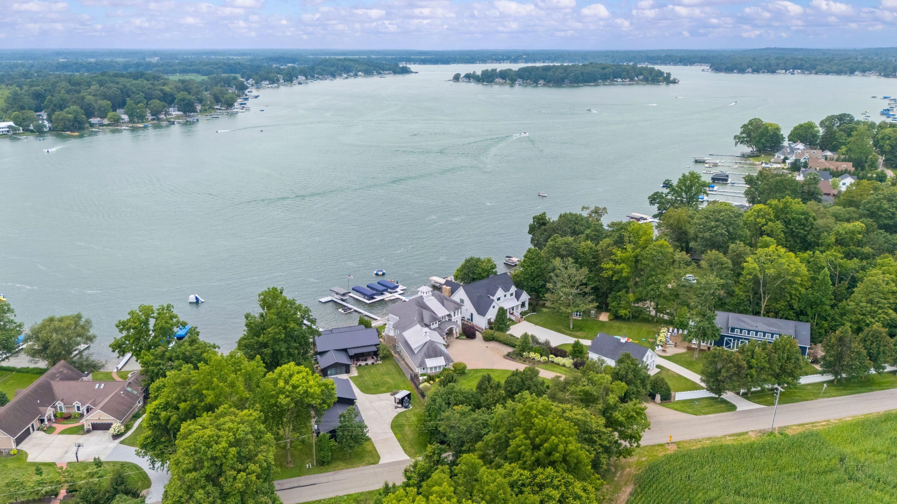 61320 Crooked Creek Road Cassopolis MI 49031