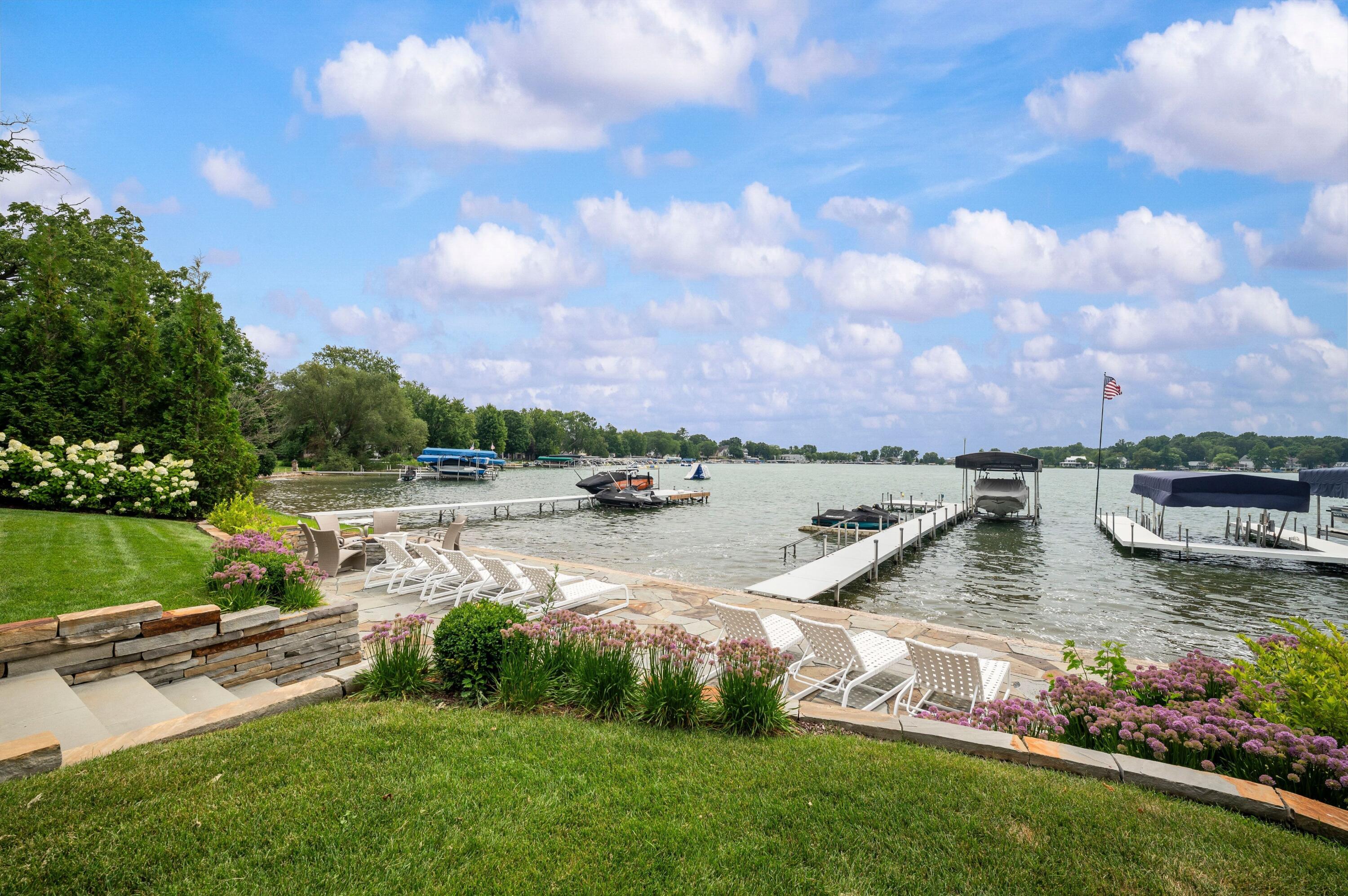 61320 Crooked Creek Road Cassopolis MI 49031