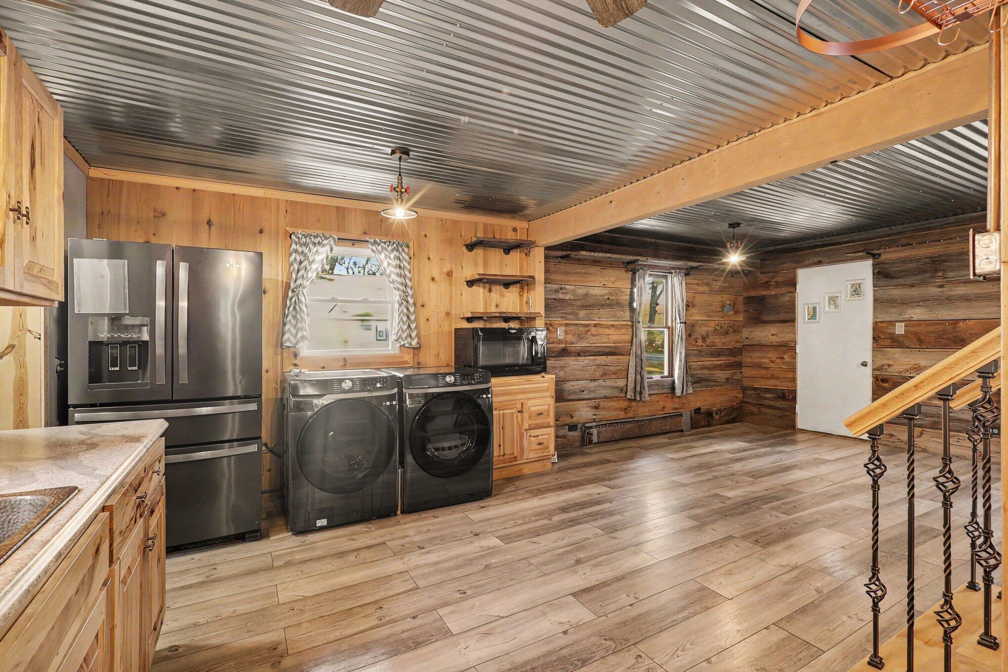 617 W River Road Muskegon MI 49445