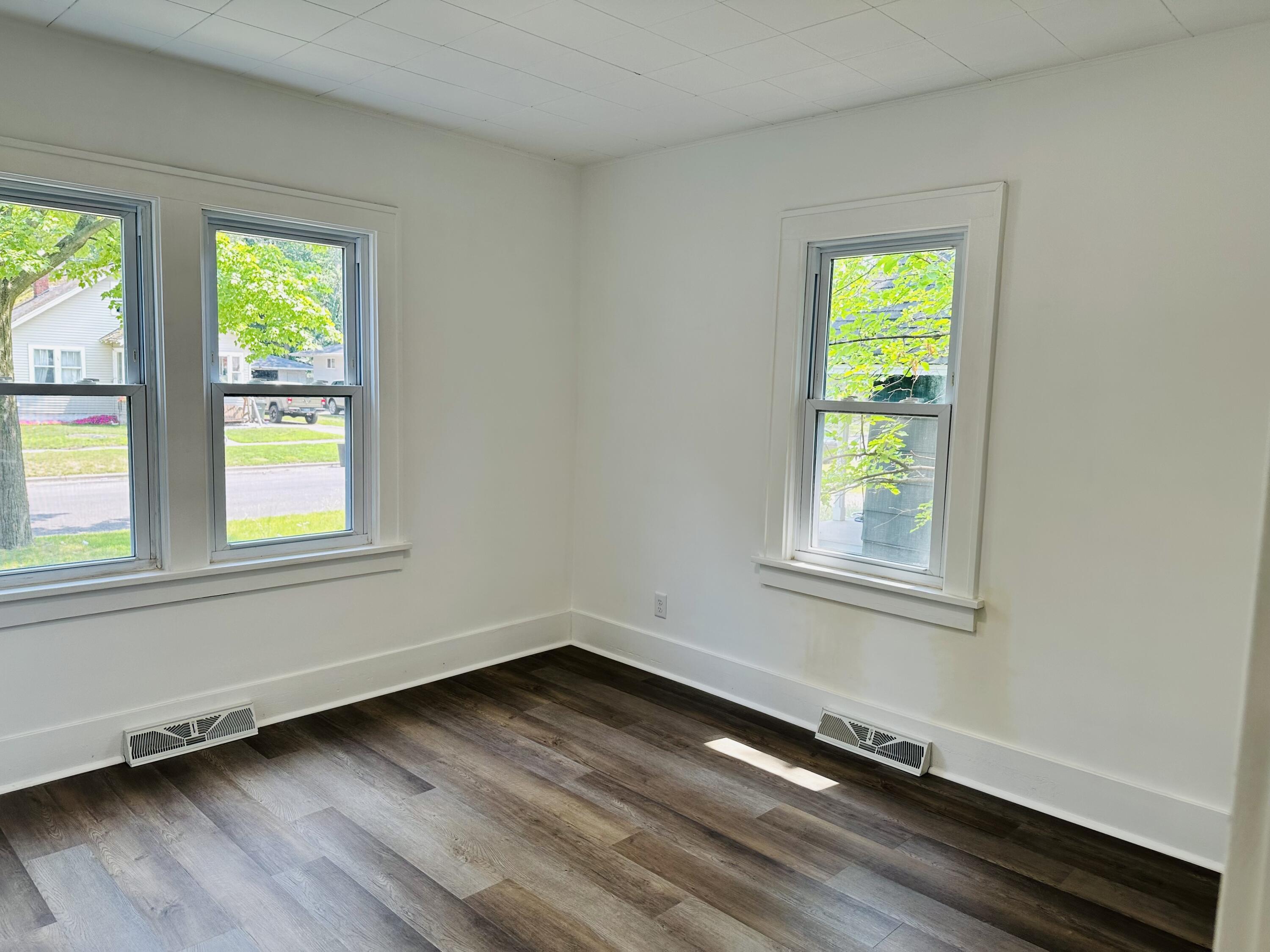 1953 Jiroch Street Muskegon MI 49442