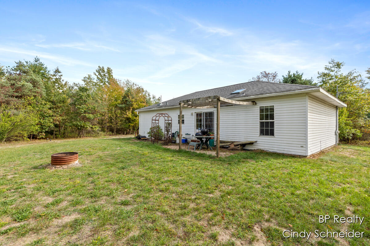 12325 Katherine Court Grand Haven MI 49417