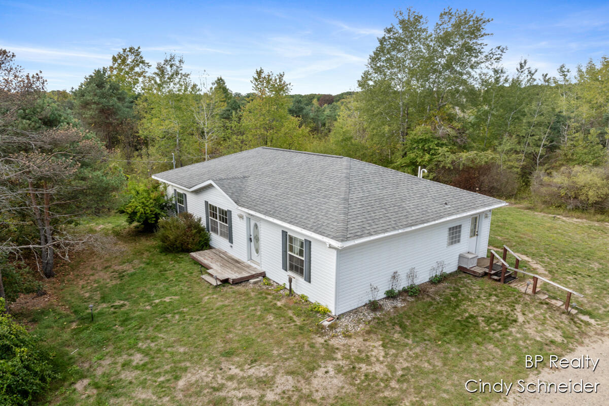 12325 Katherine Court Grand Haven MI 49417