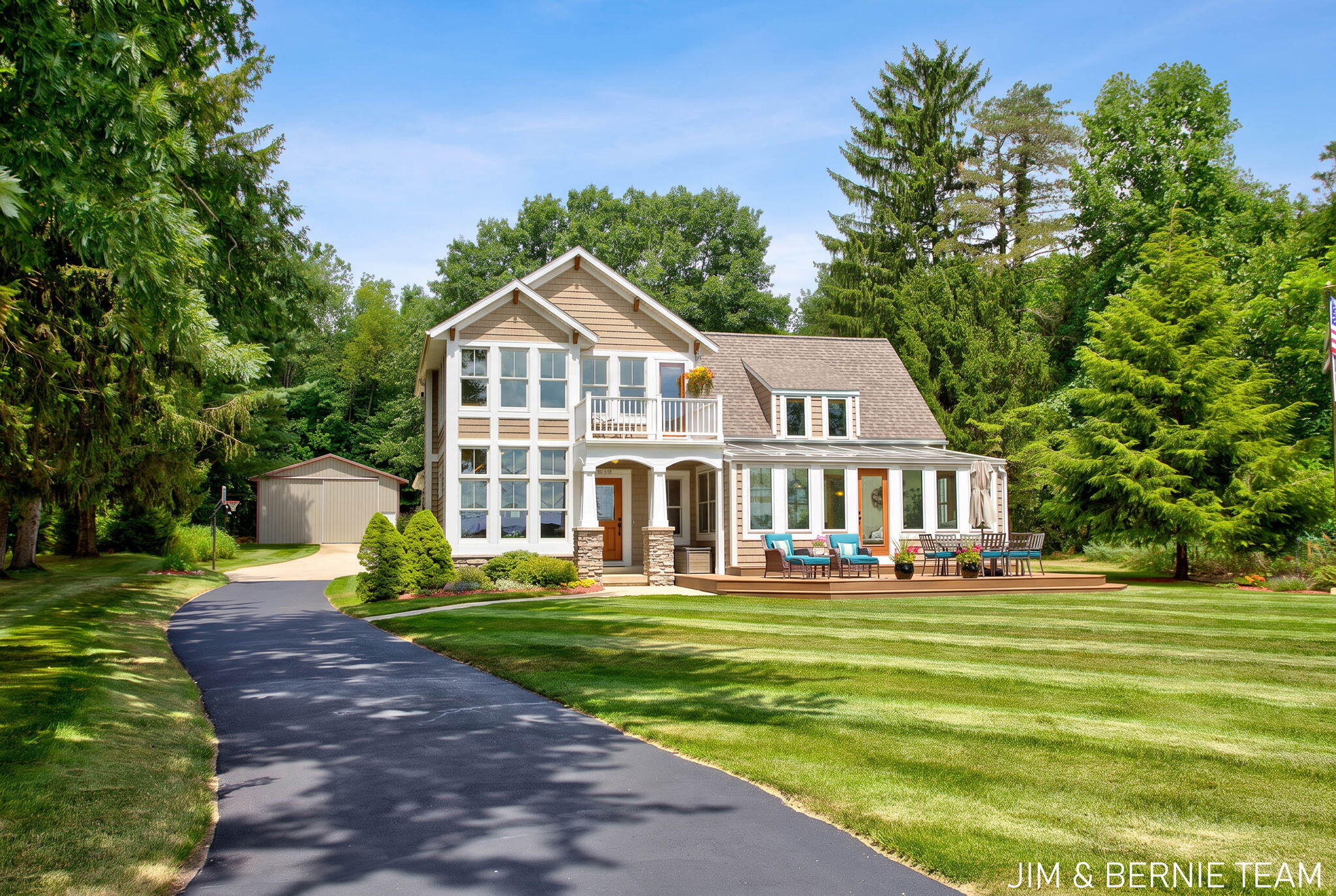 3235 Lakeview Drive Allegan MI 49010
