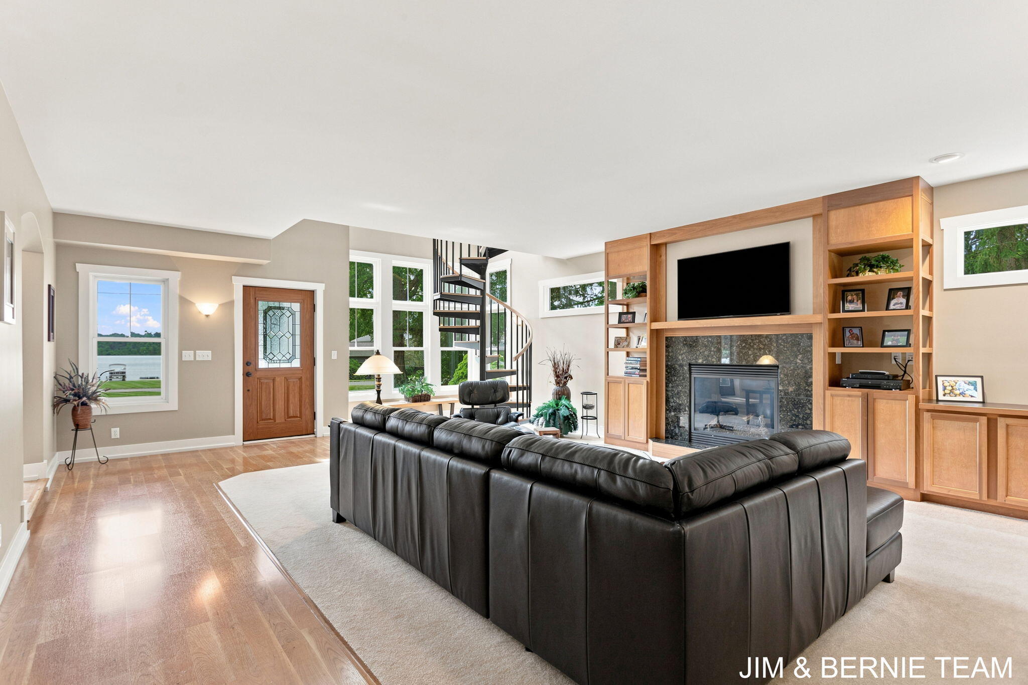 3235 Lakeview Drive Allegan MI 49010