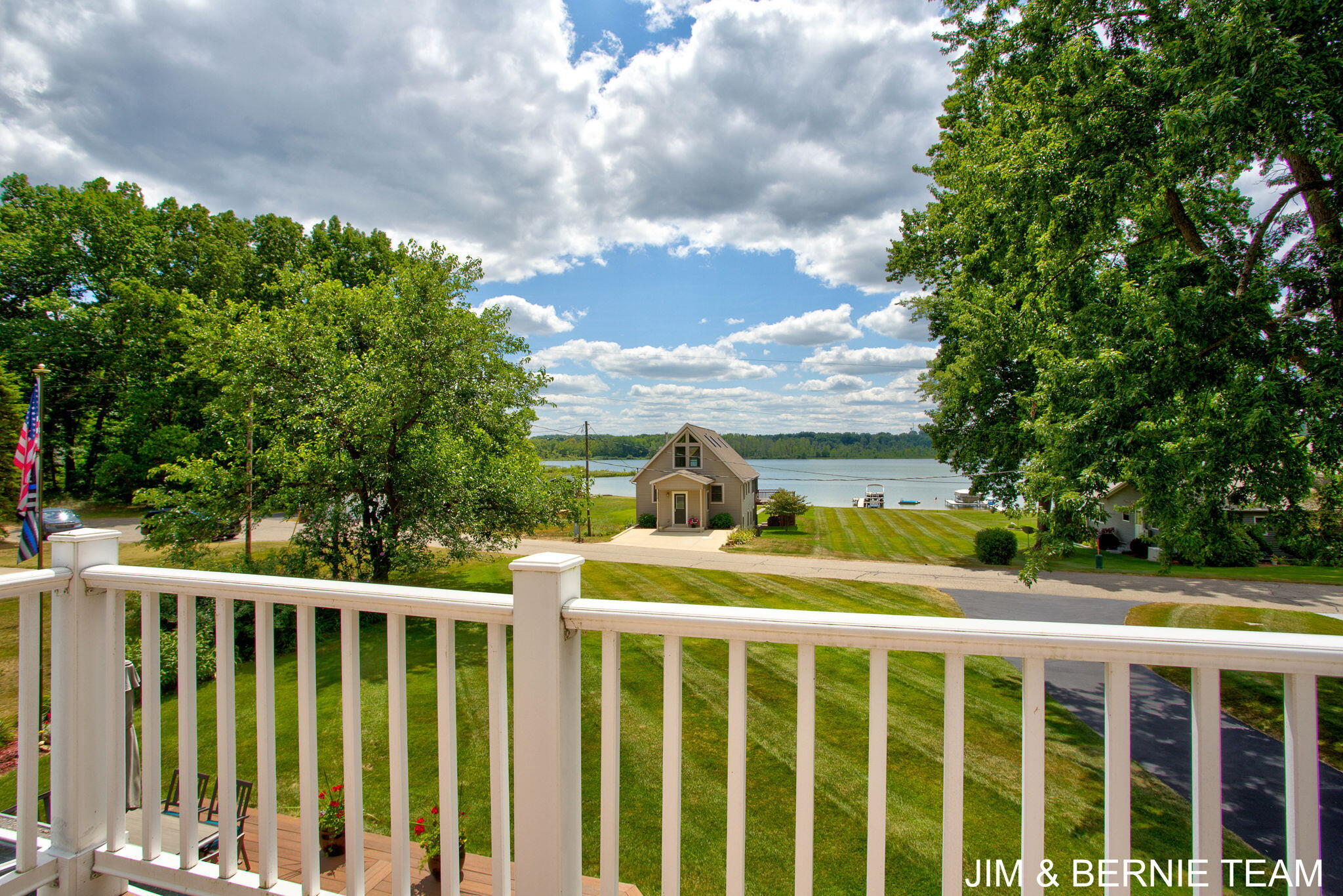 3235 Lakeview Drive Allegan MI 49010