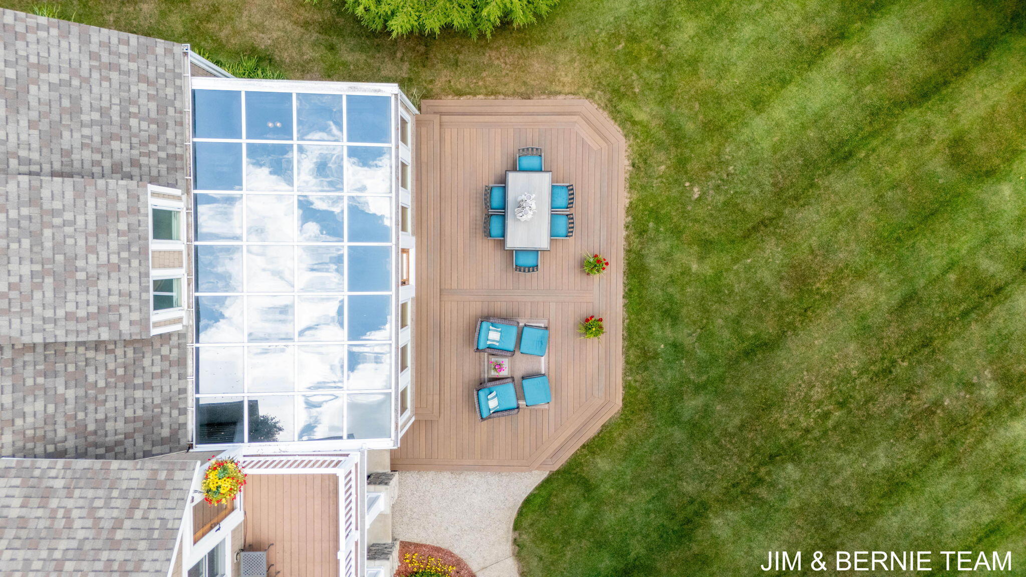 3235 Lakeview Drive Allegan MI 49010