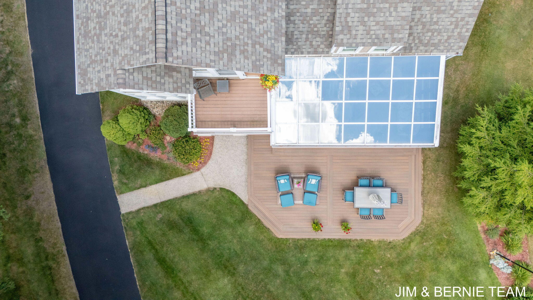 3235 Lakeview Drive Allegan MI 49010