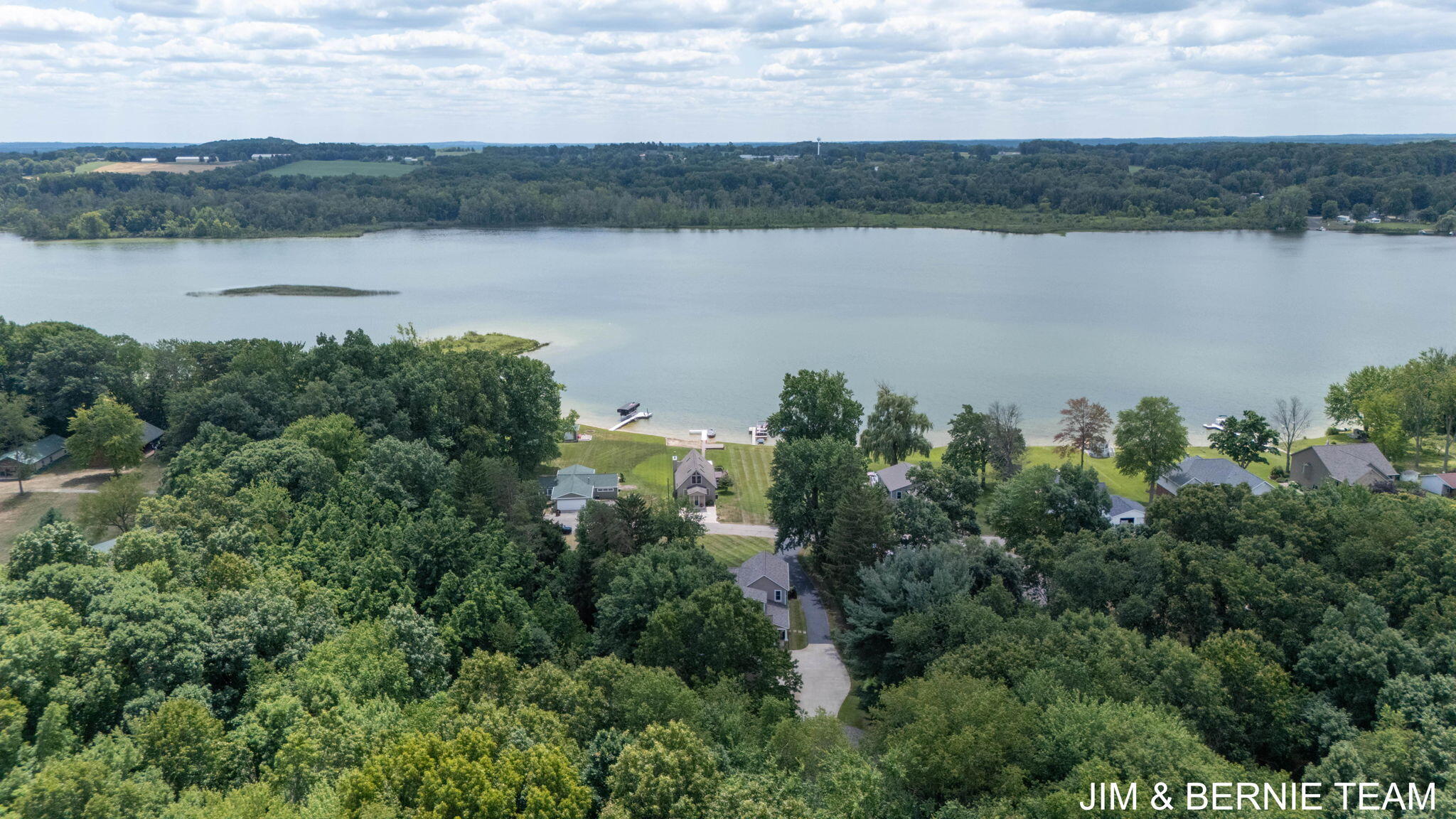 3235 Lakeview Drive Allegan MI 49010