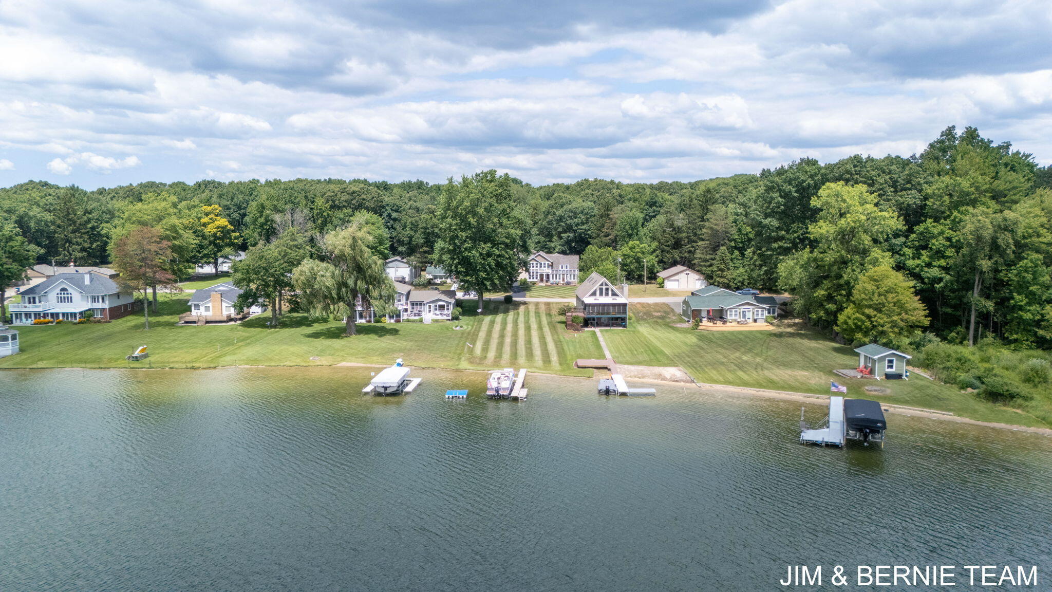 3235 Lakeview Drive Allegan MI 49010