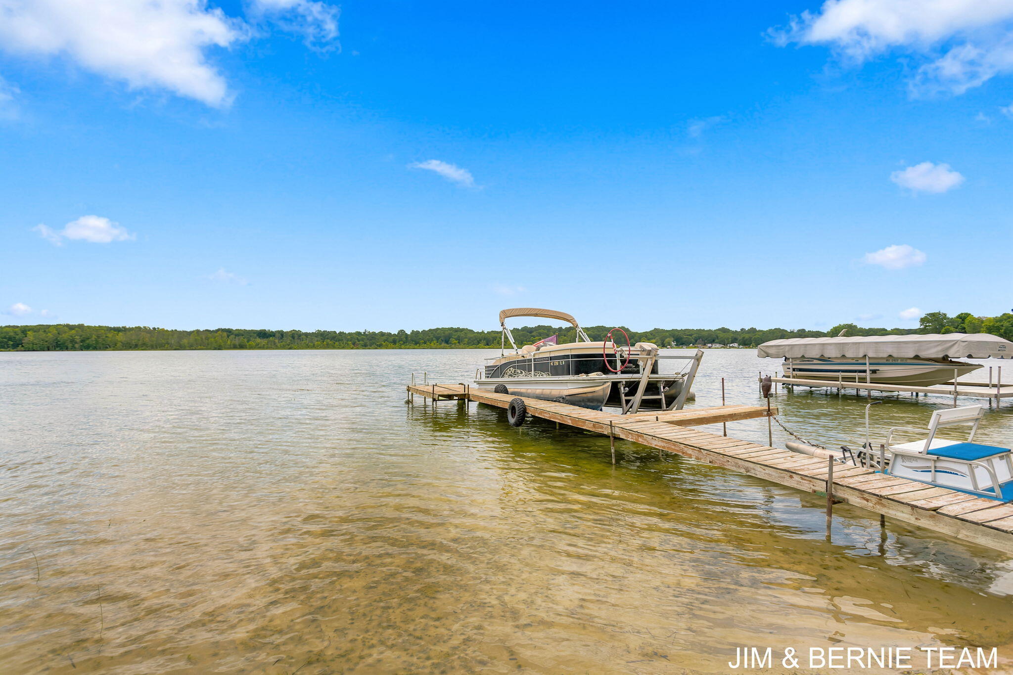 3235 Lakeview Drive Allegan MI 49010
