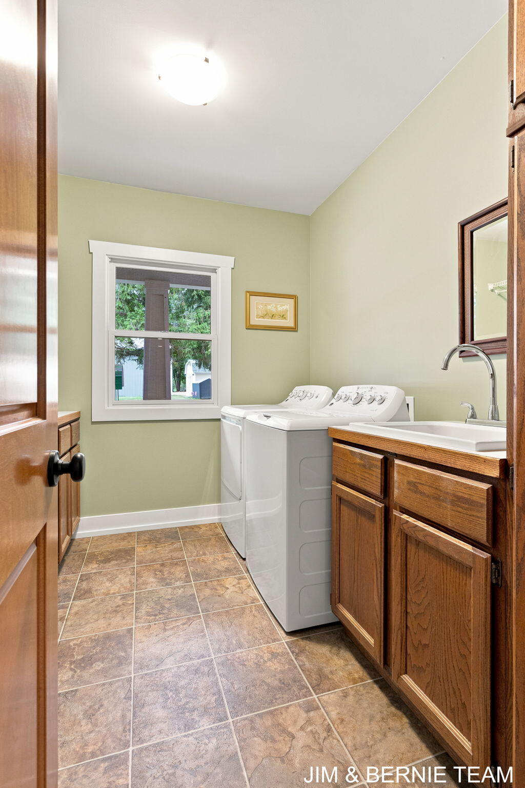 3235 Lakeview Drive Allegan MI 49010