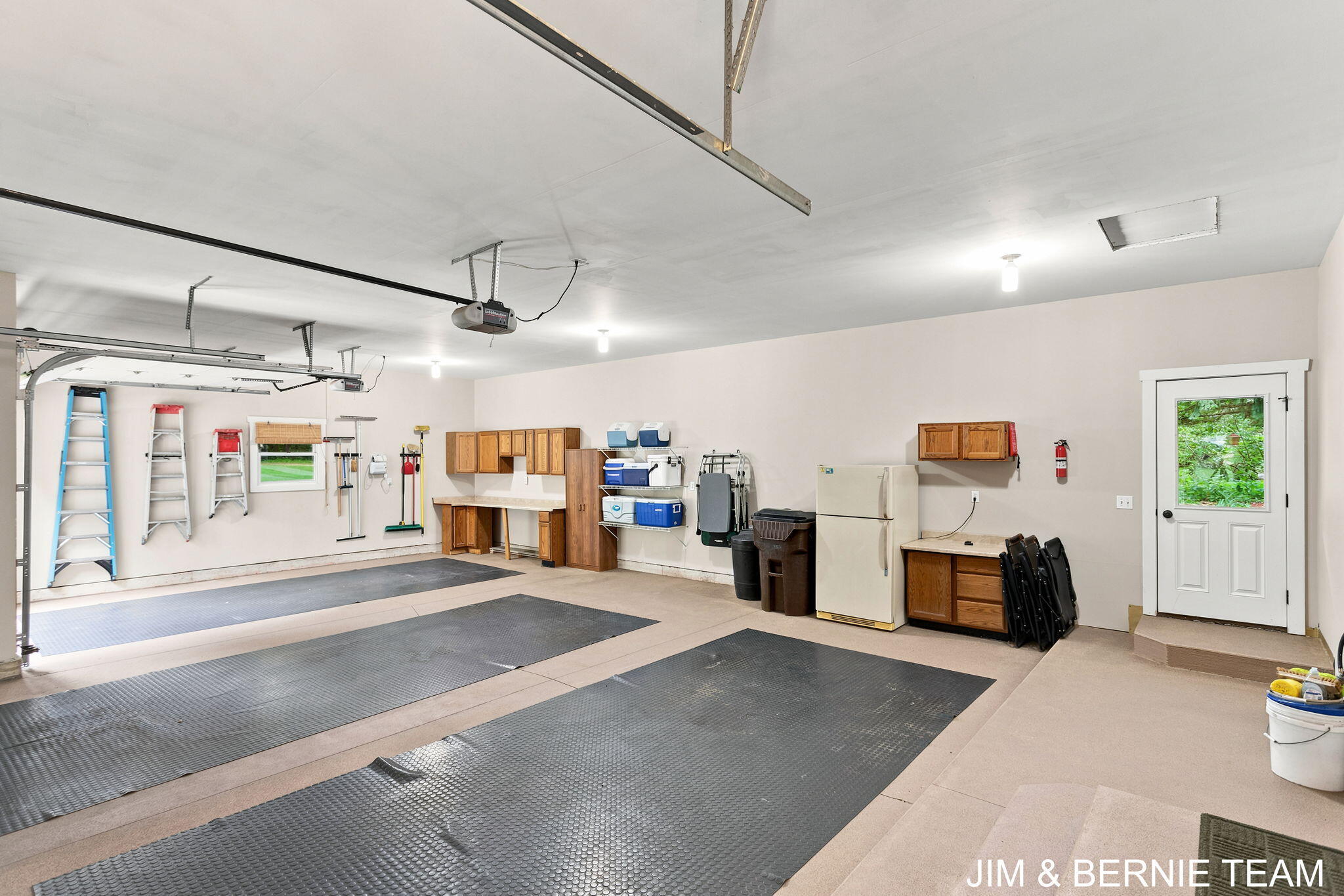 3235 Lakeview Drive Allegan MI 49010