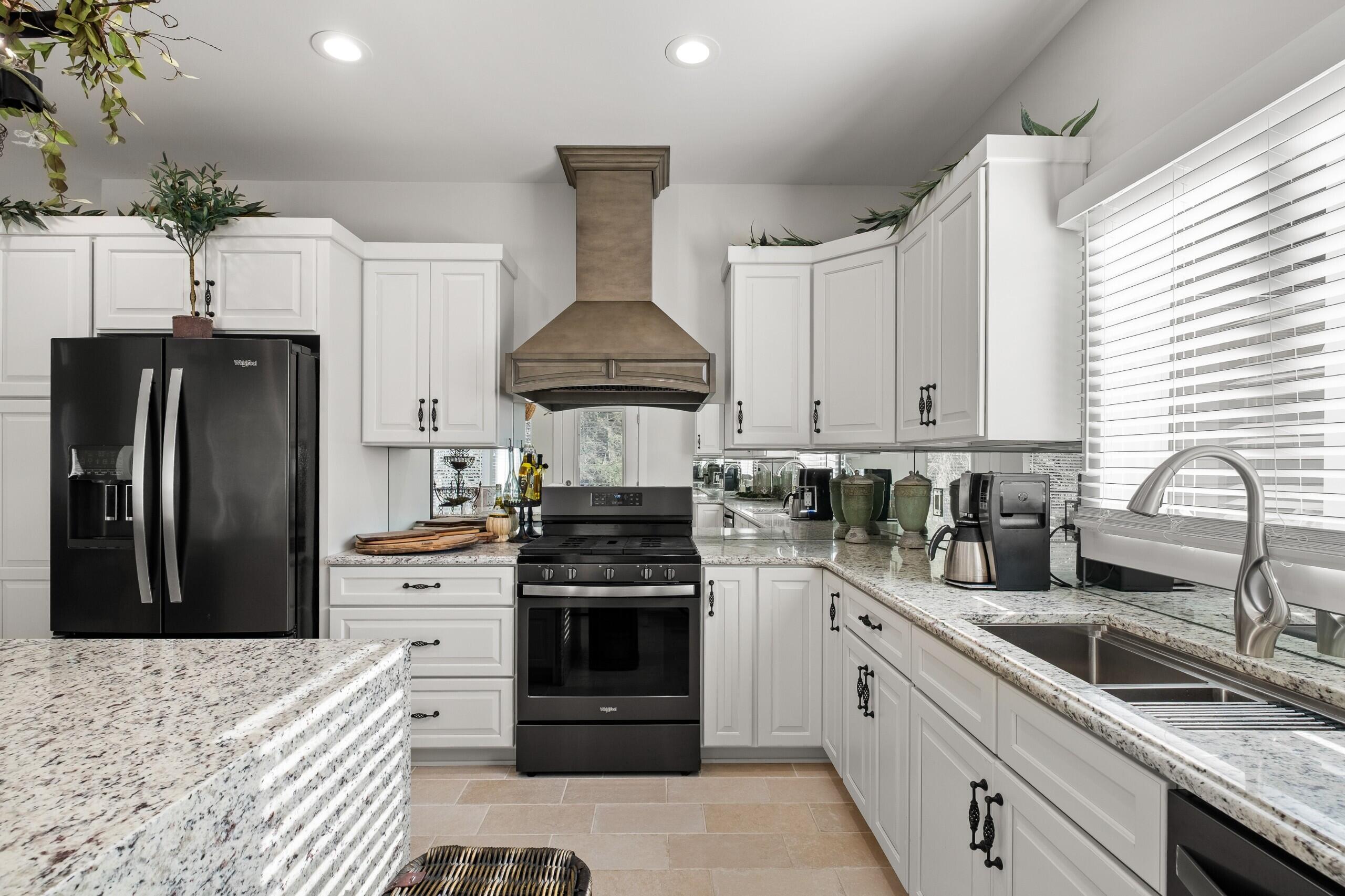 6065 N Scenic Woods Circle N Muskegon MI 49445