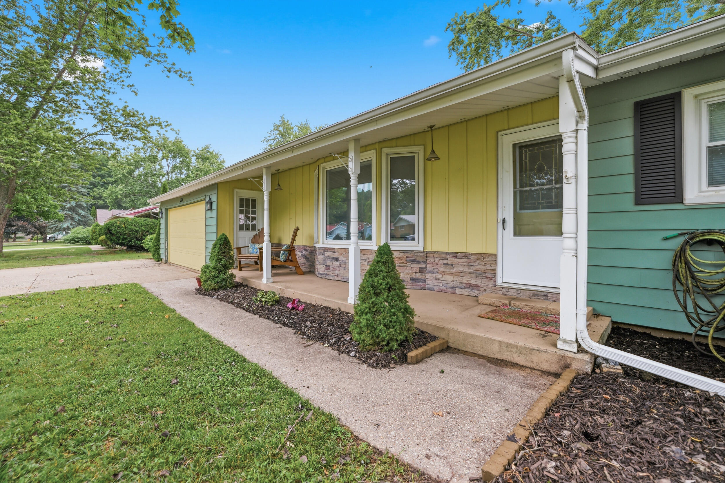 325 N 145th Avenue Holland MI 49424