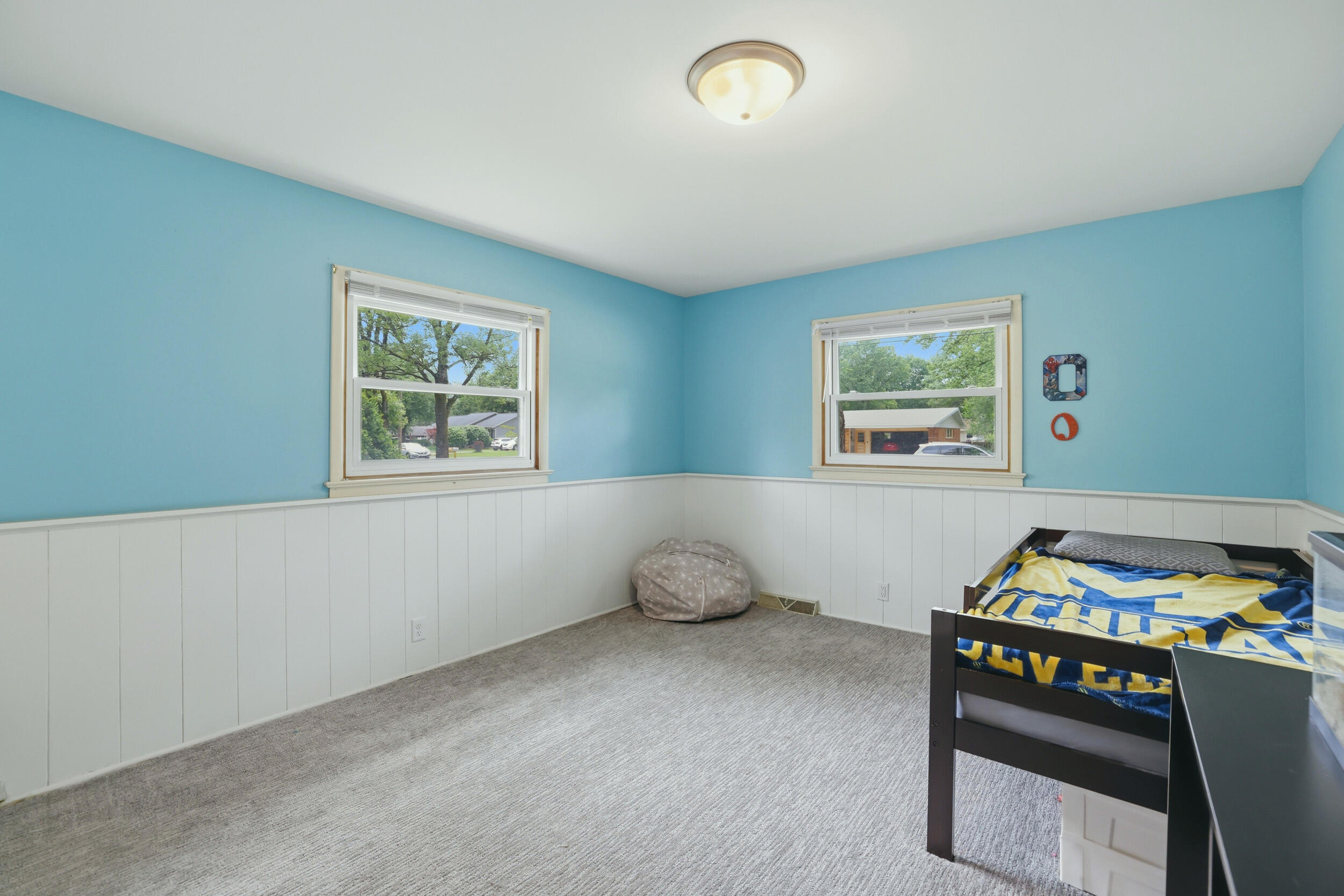 325 N 145th Avenue Holland MI 49424