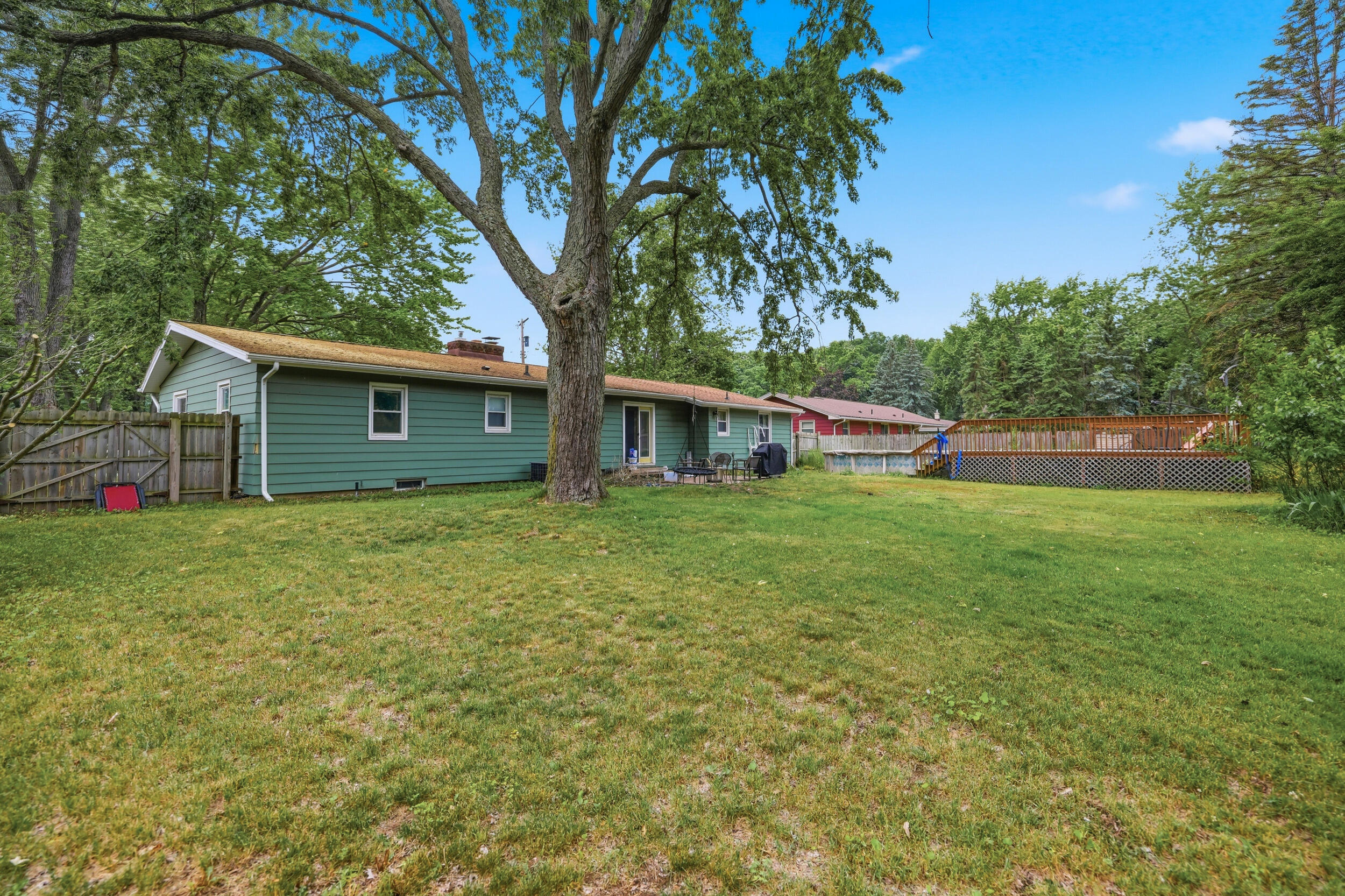 325 N 145th Avenue Holland MI 49424