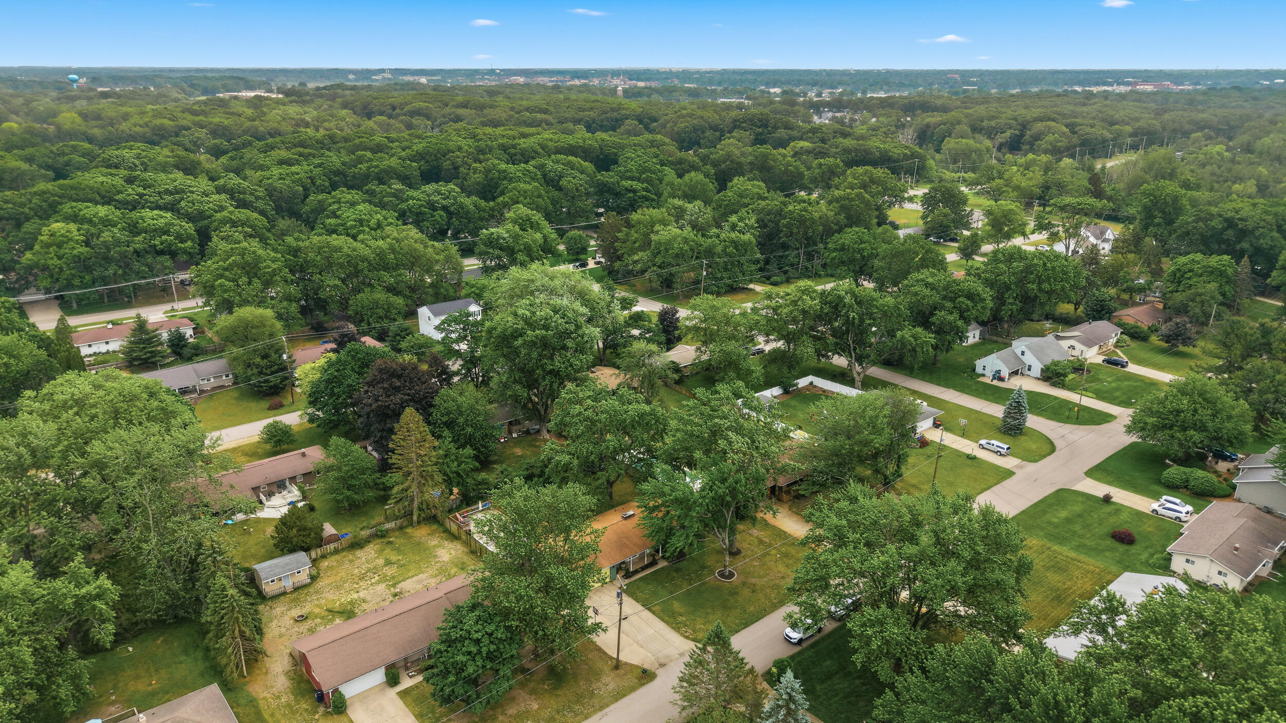 325 N 145th Avenue Holland MI 49424