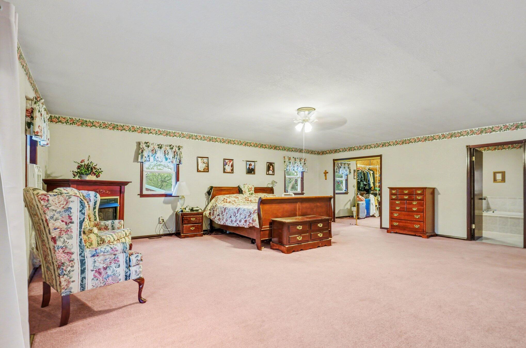3426 Meadowcroft Avenue Kalamazoo MI 49004