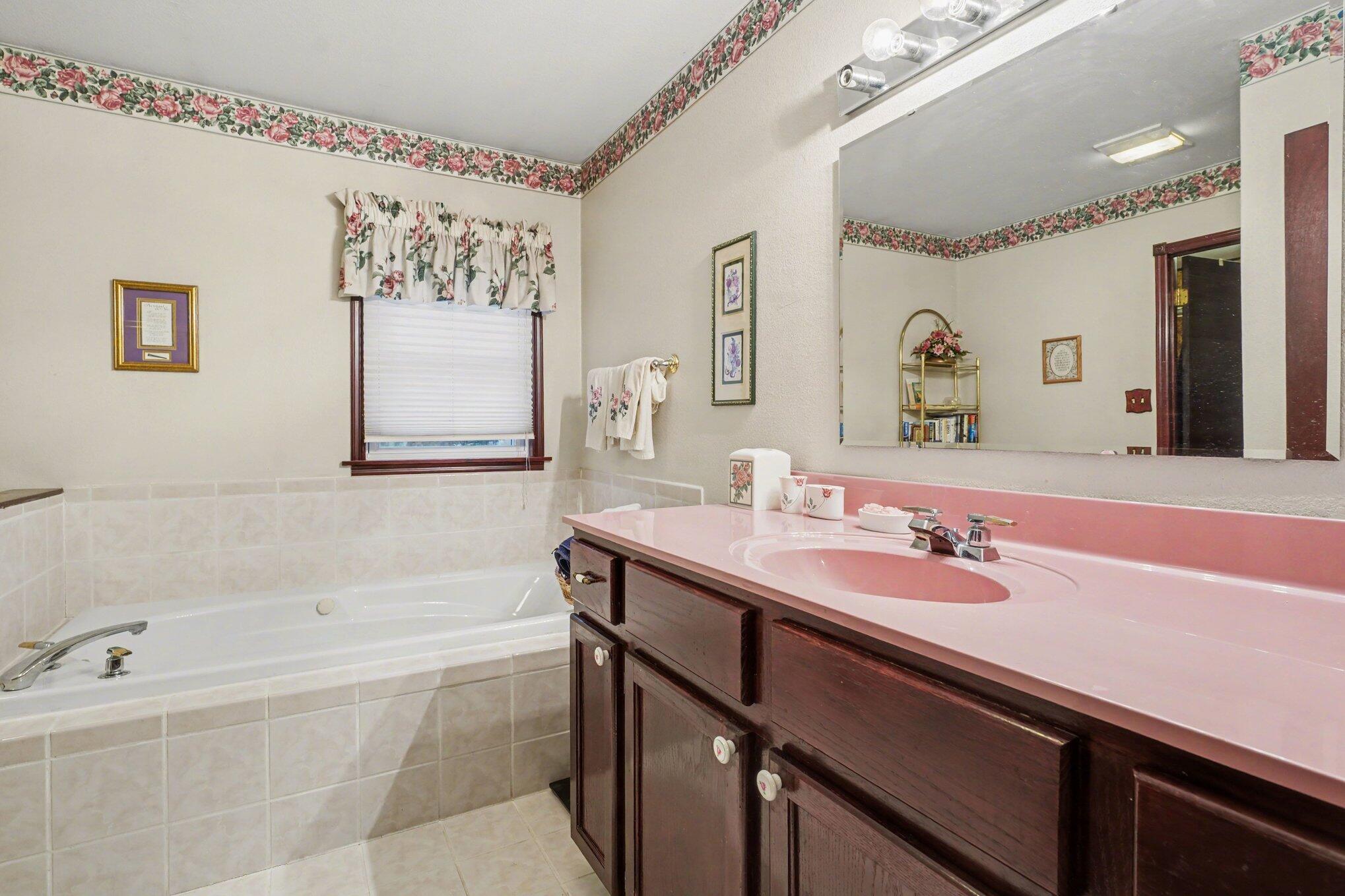 3426 Meadowcroft Avenue Kalamazoo MI 49004