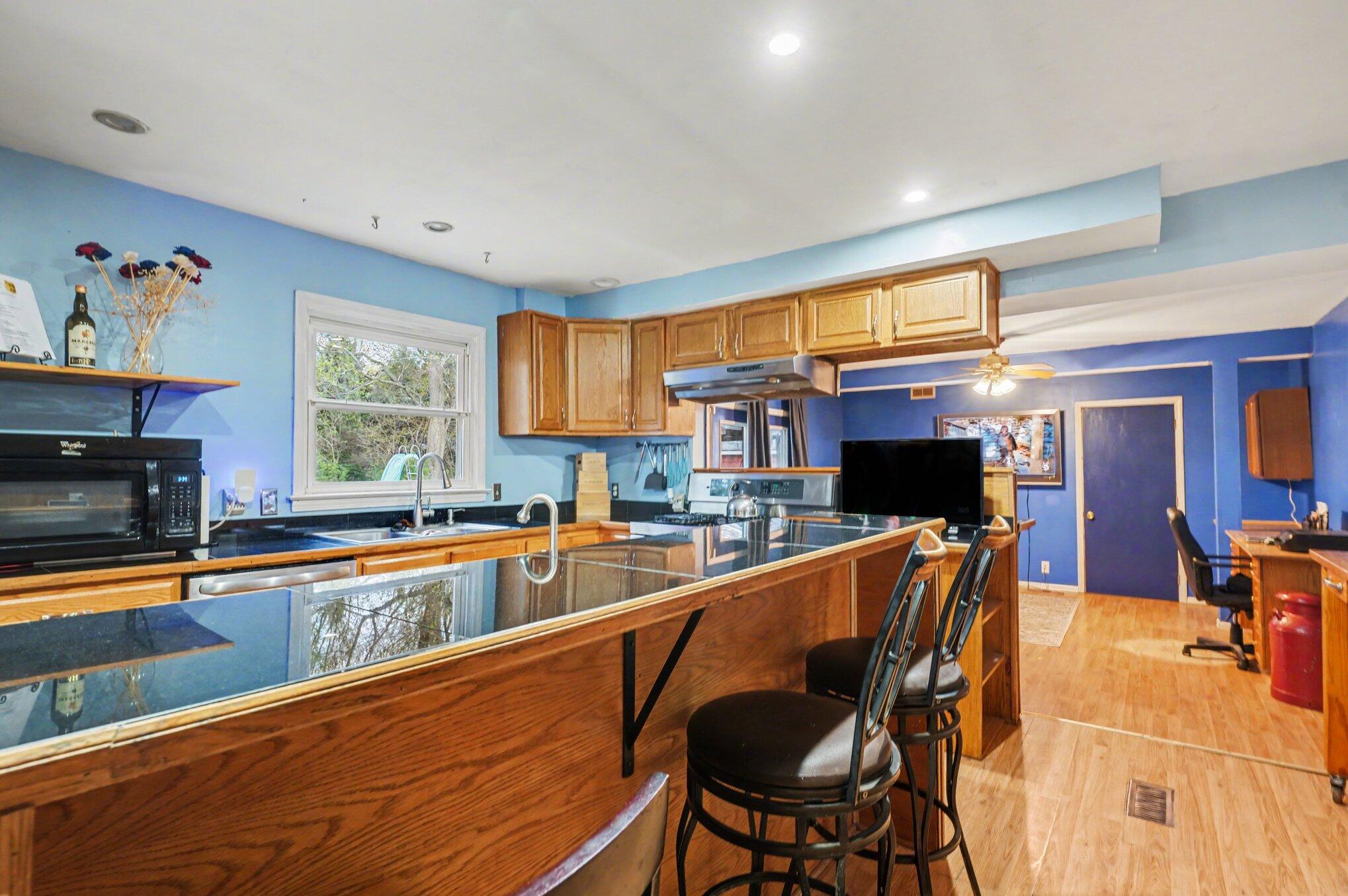 3426 Meadowcroft Avenue Kalamazoo MI 49004