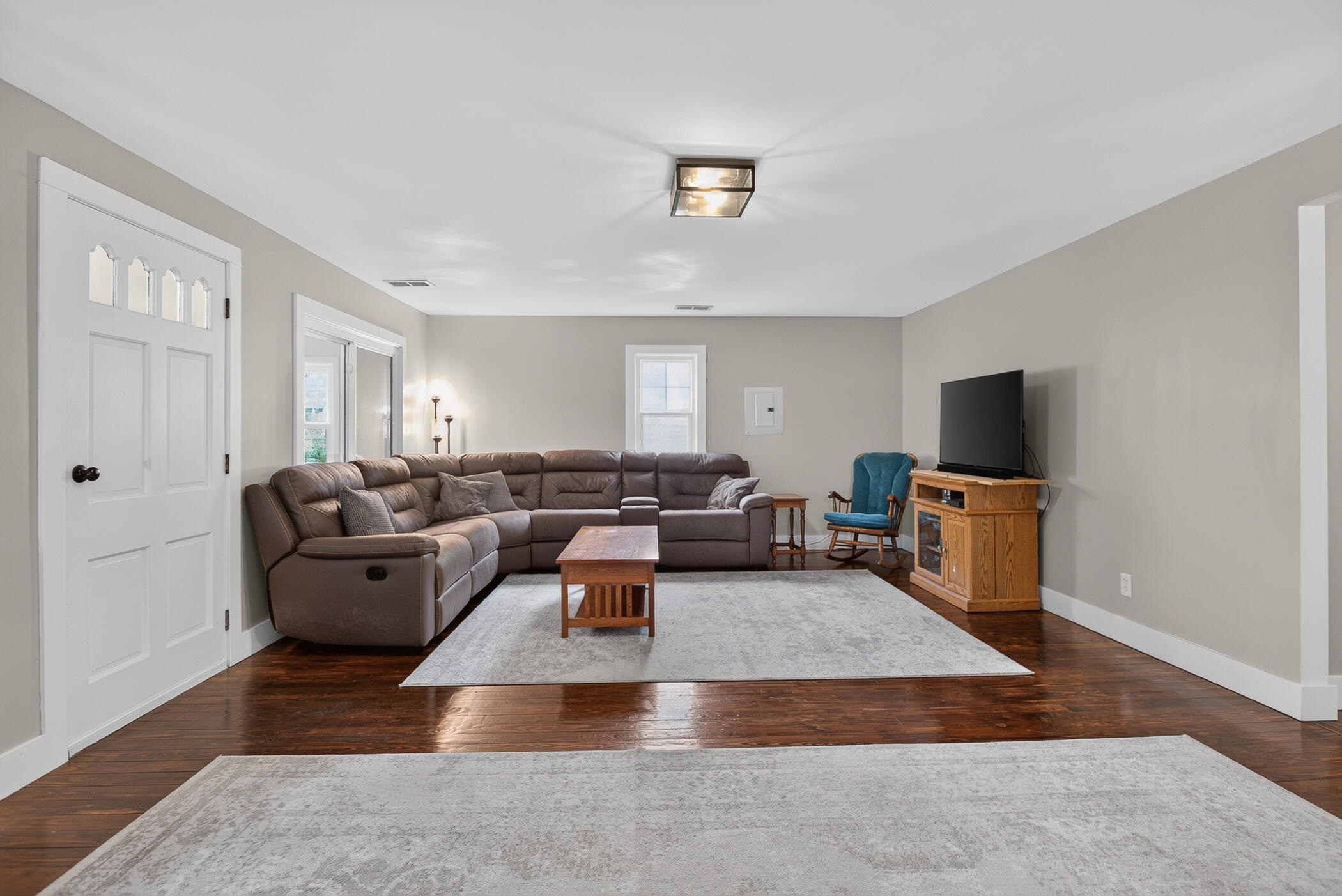 61 Jonquil Street SW Grand Rapids MI 49548