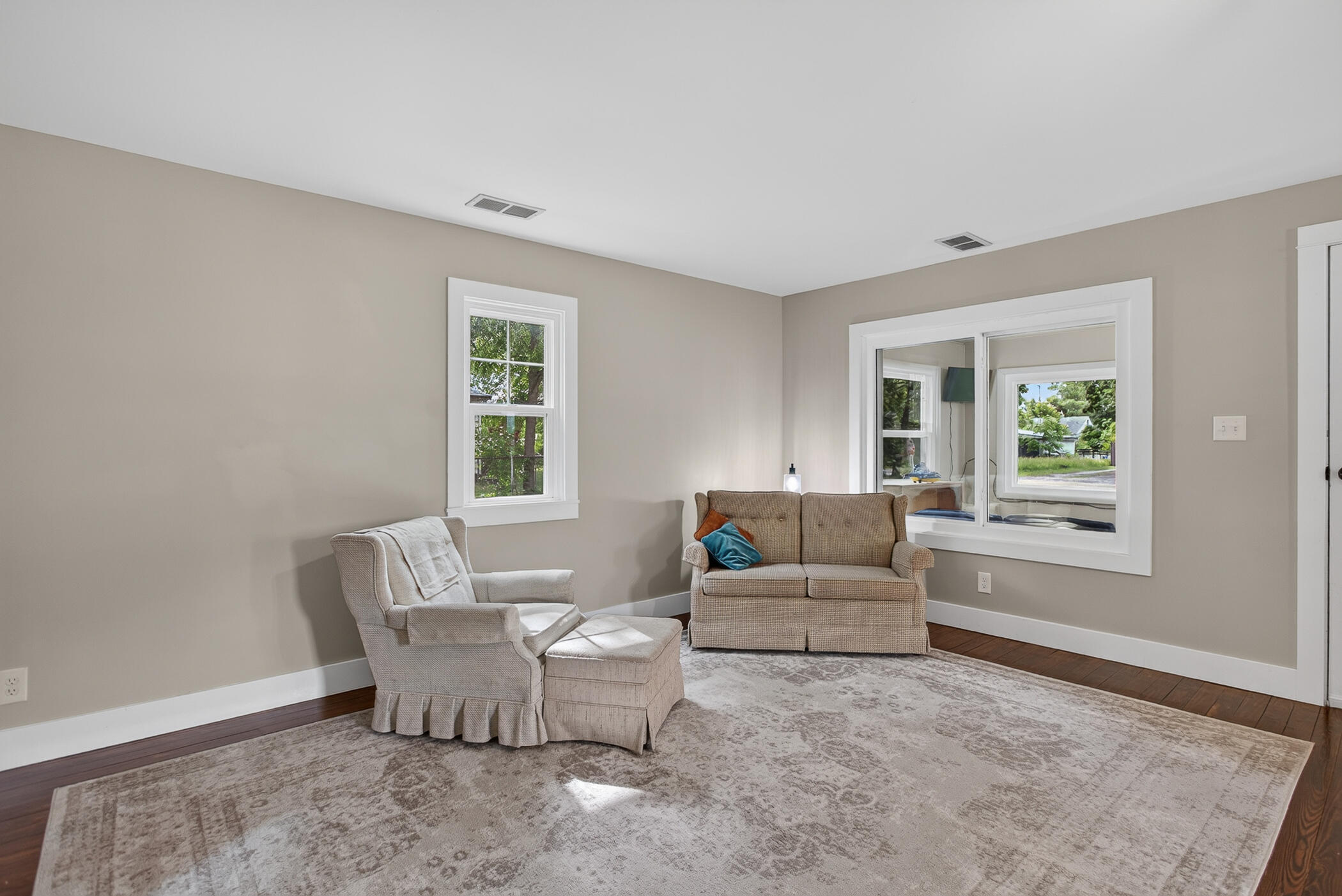 61 Jonquil Street SW Grand Rapids MI 49548