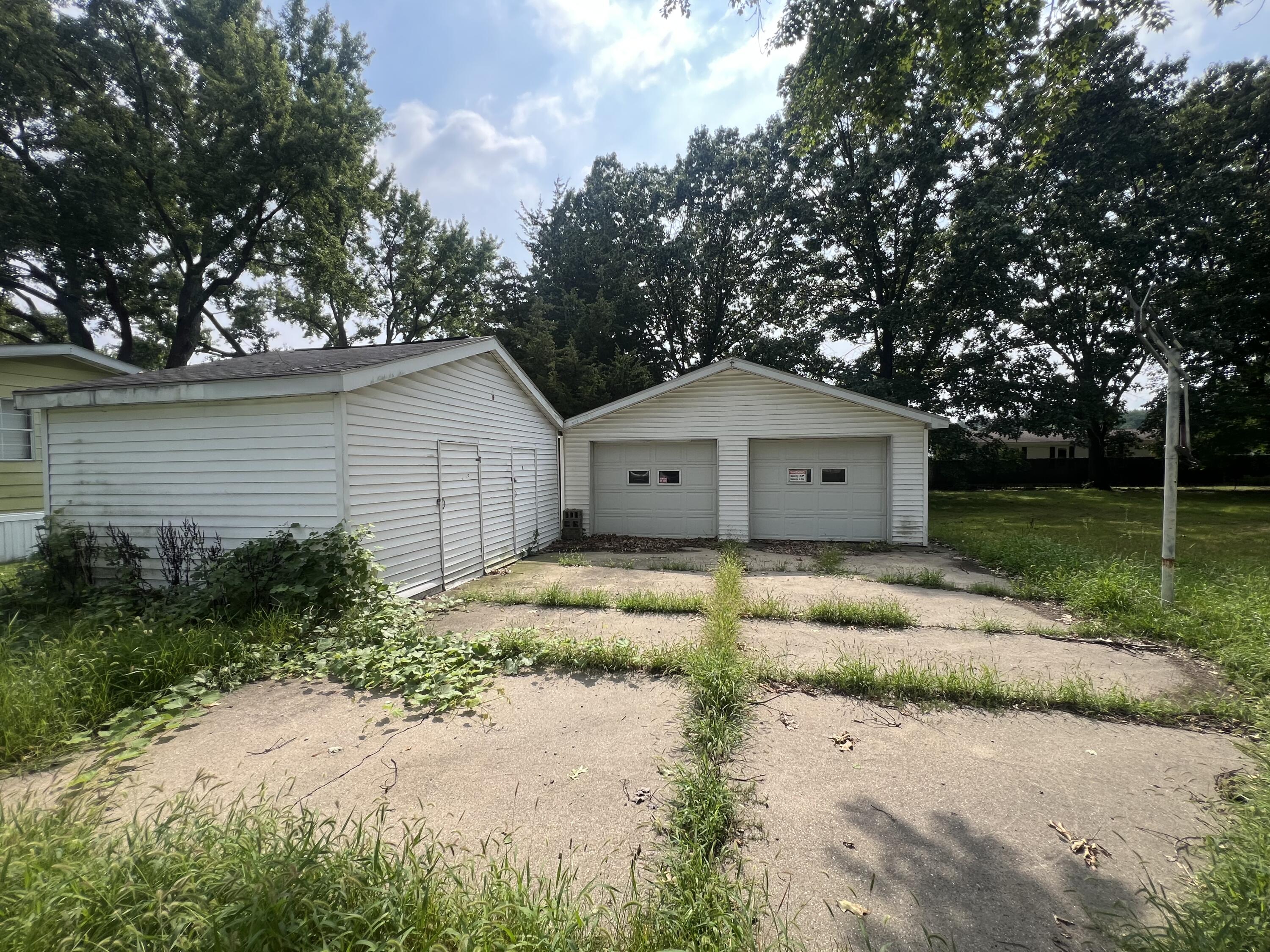 2328 E Main Street Niles MI 49120