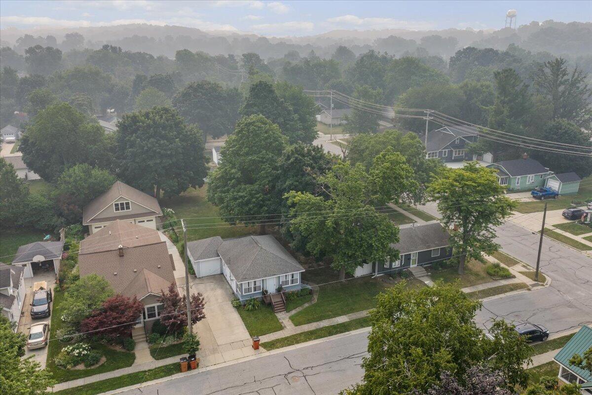 312 Sigsbee Avenue NE Rockford MI 49341