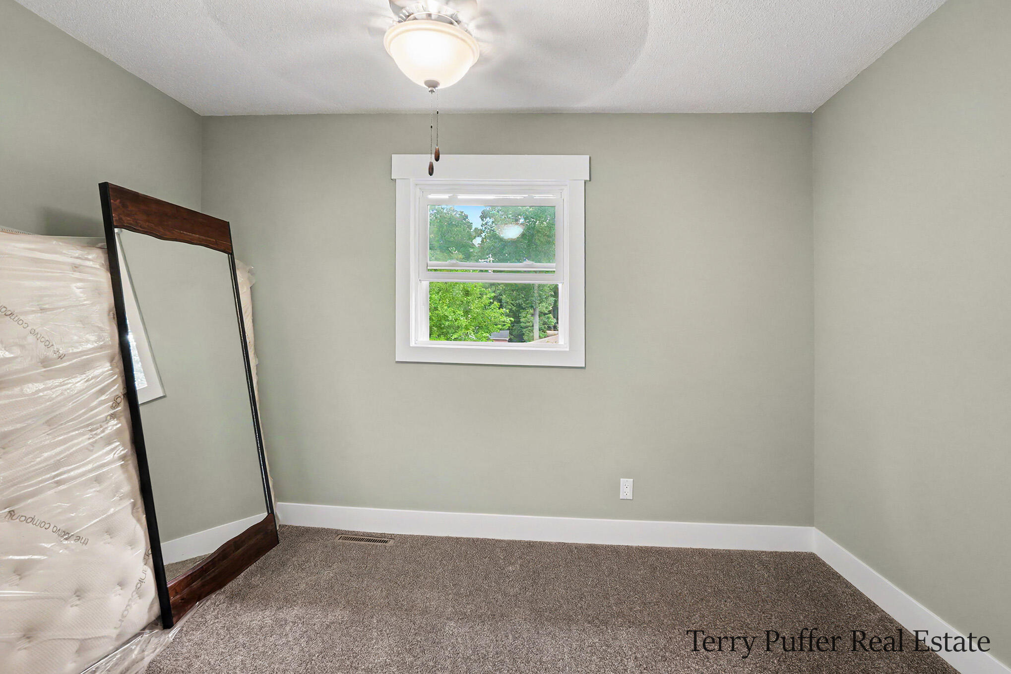 1107 Lancelot Drive Muskegon MI 49445