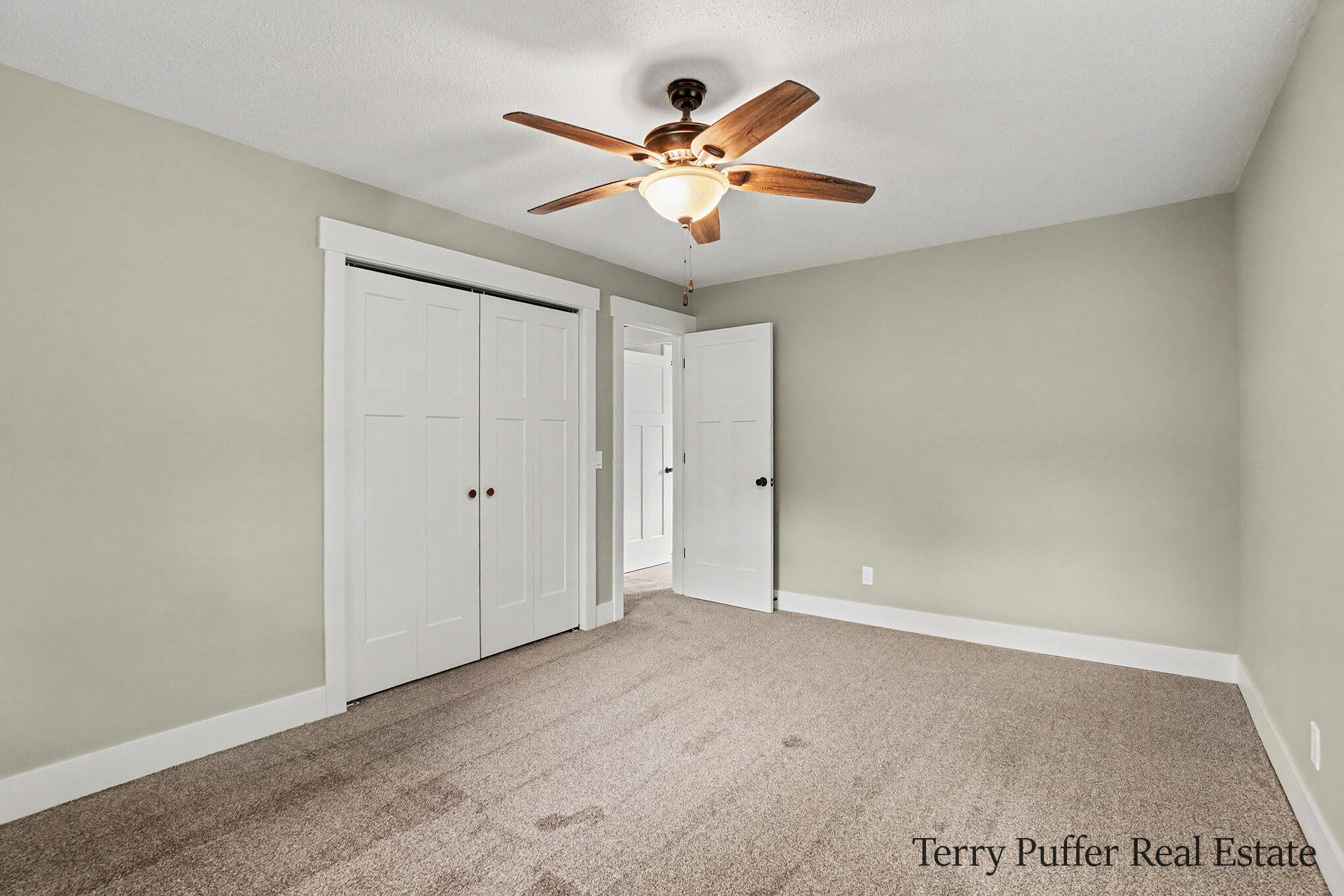 1107 Lancelot Drive Muskegon MI 49445