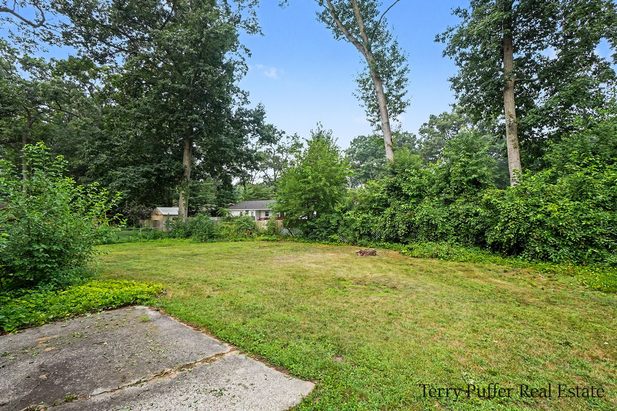 1107 Lancelot Drive Muskegon MI 49445