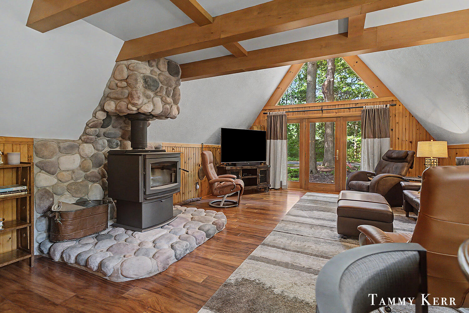 6051 Old Allegan Road Saugatuck MI 49453